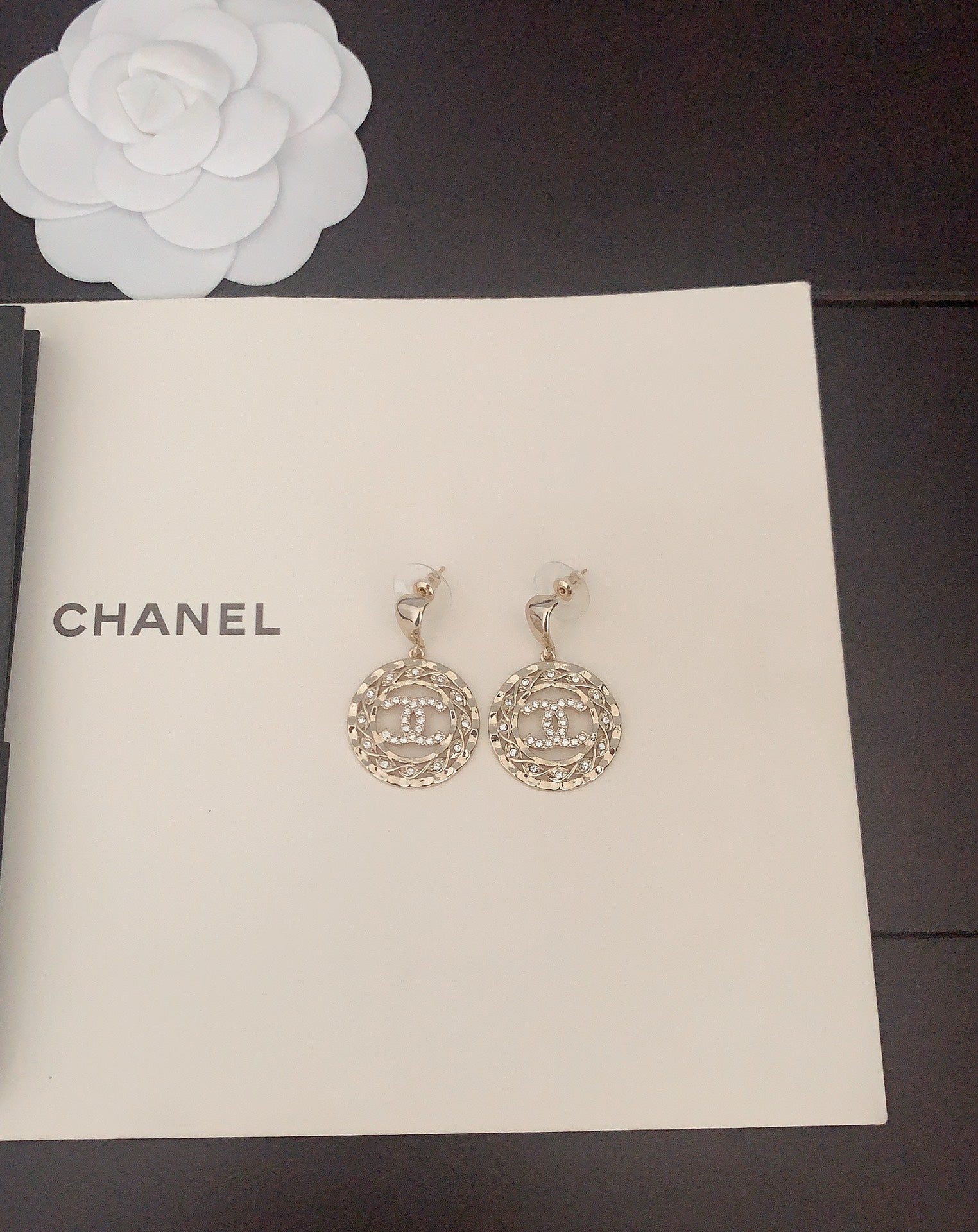 LuxluxHouse Best Quality Accessories Chanel