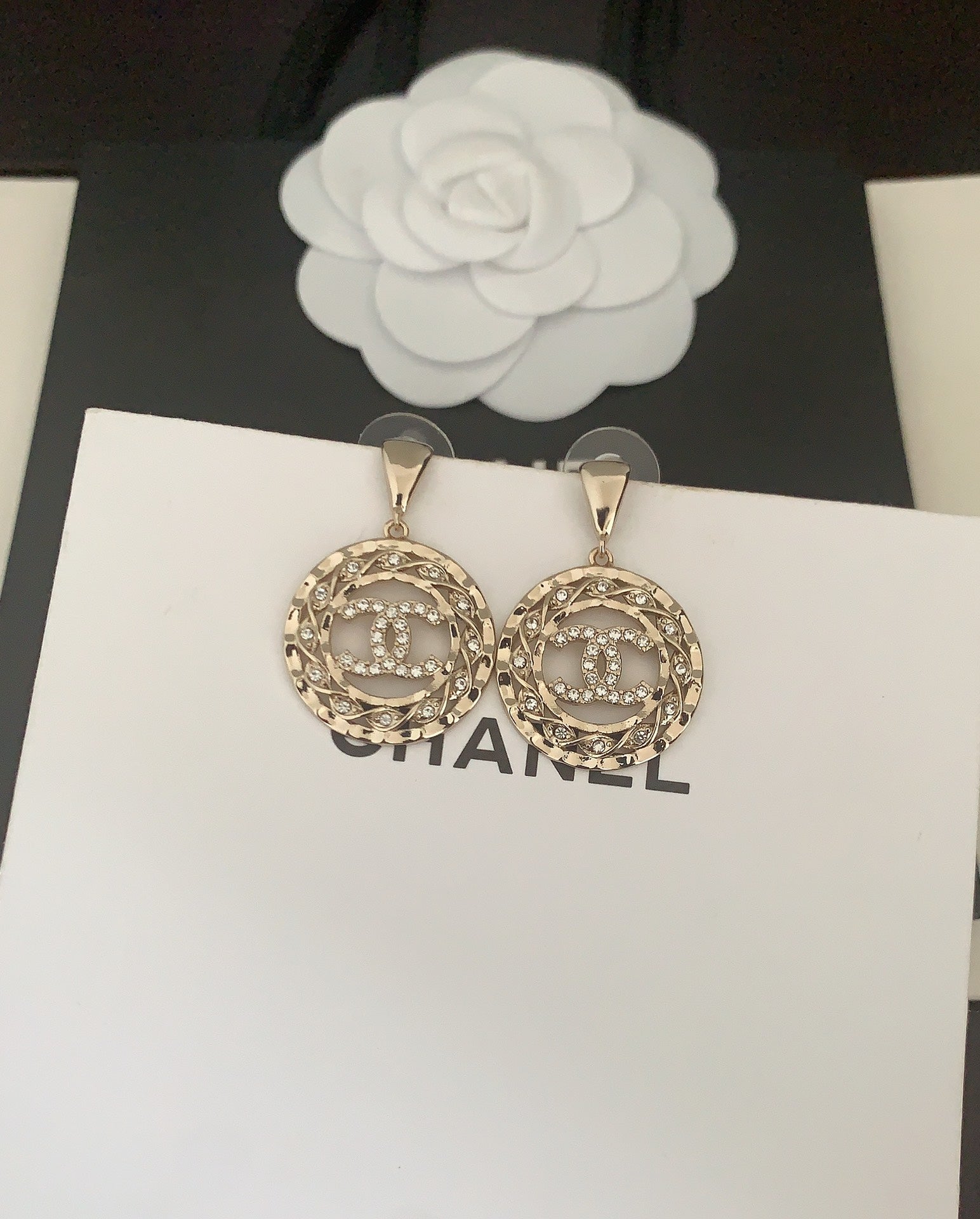 LuxluxHouse Best Quality Accessories Chanel