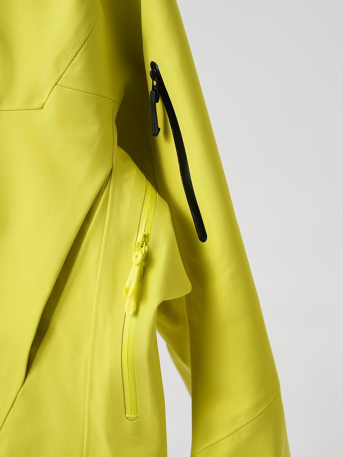 LuxluxHouse Best Quality Clothes Coats & Jackets Arcteryx