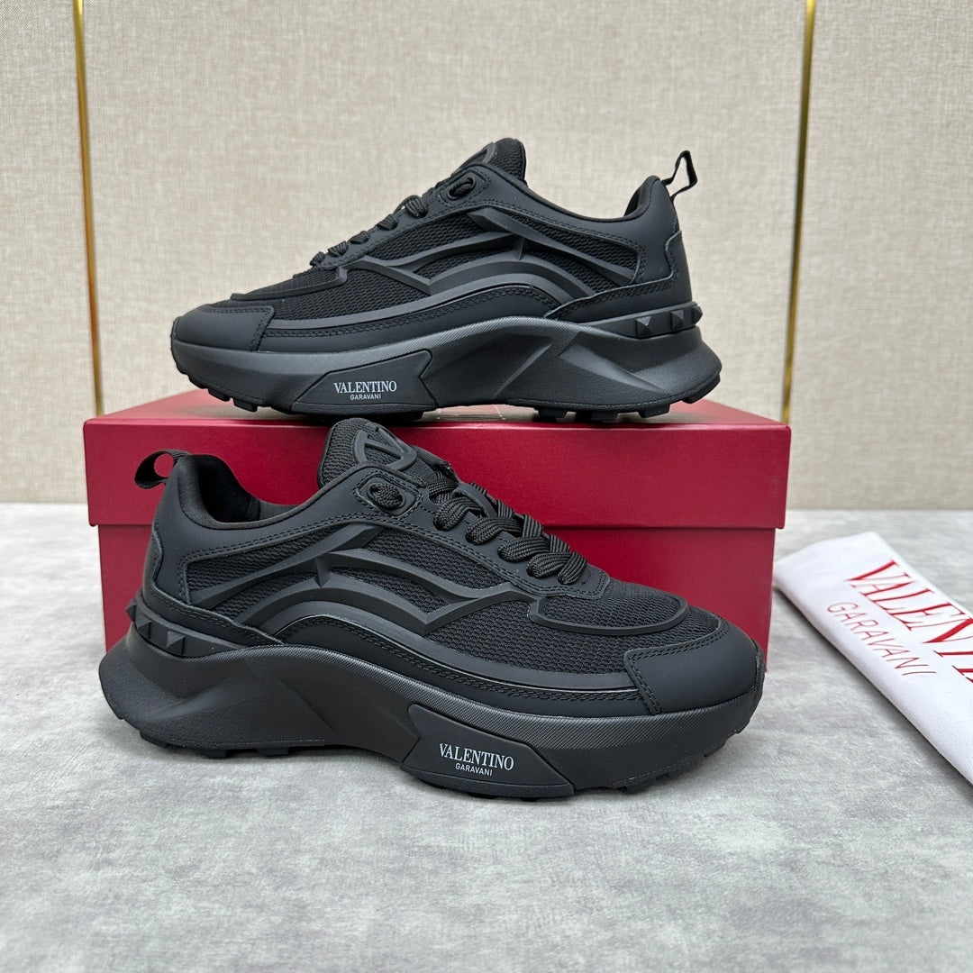 LuxluxHouse Best Quality Shoes Valentino