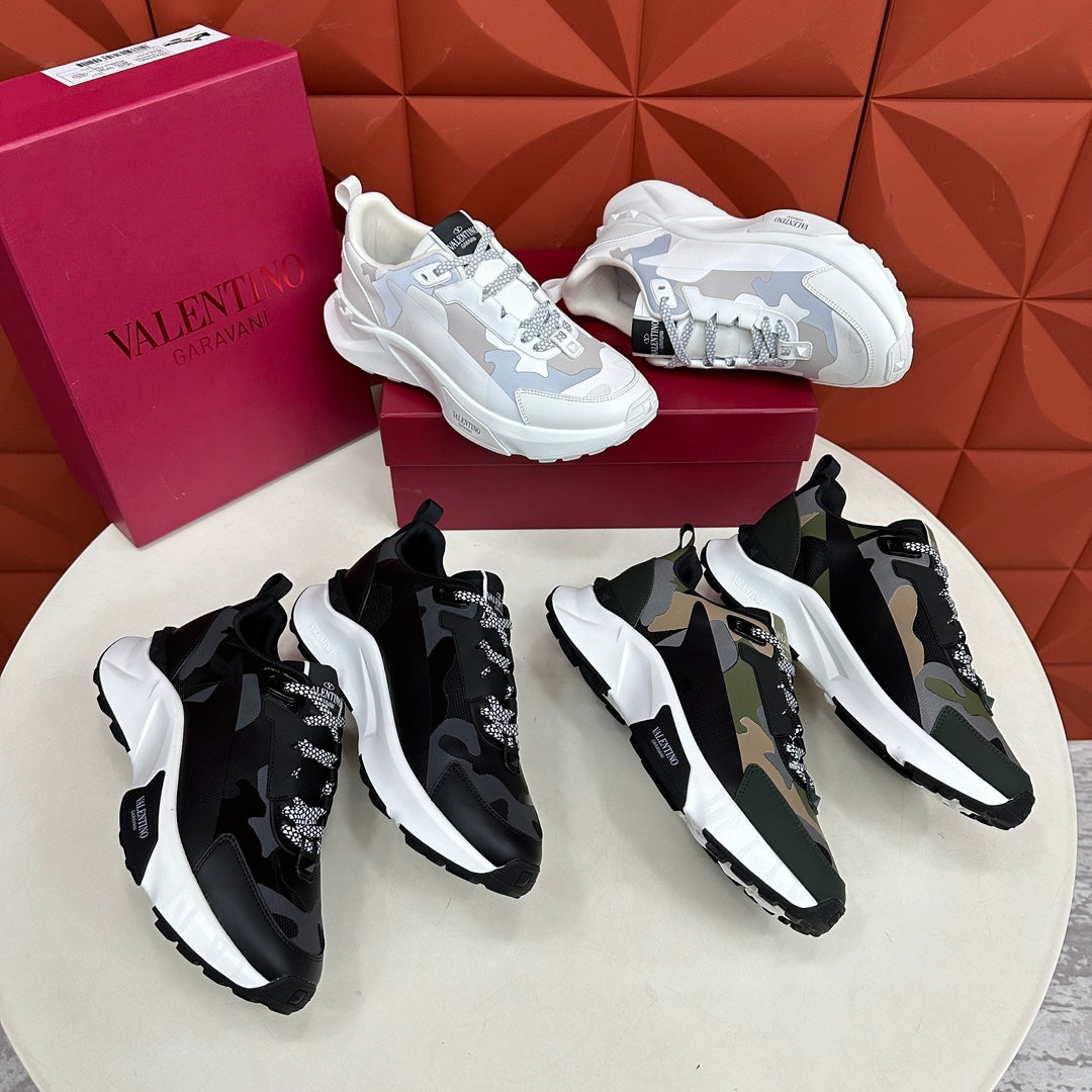 LuxluxHouse Best Quality Shoes Valentino