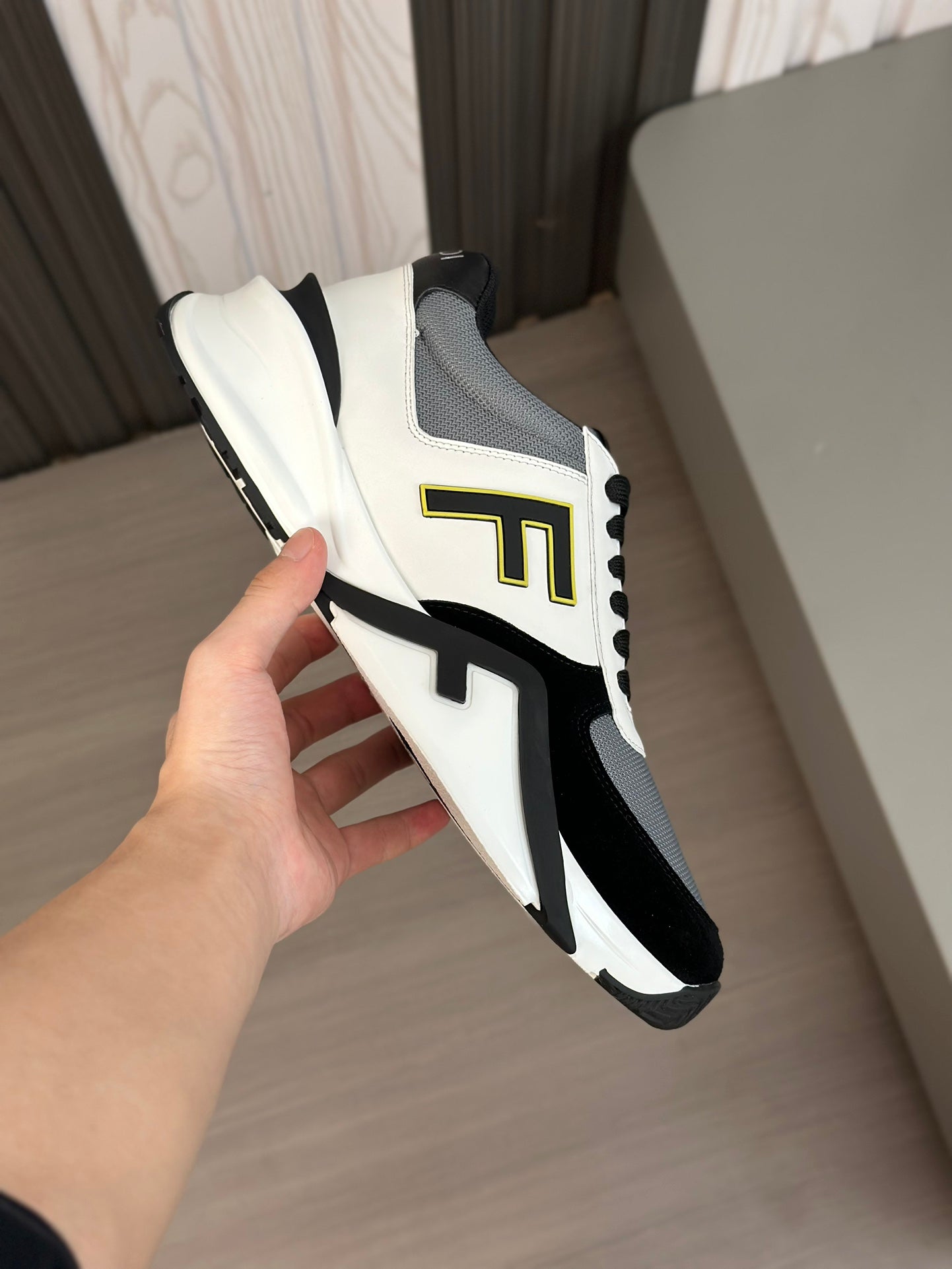 LuxluxHouse Best Quality Shoes Fendi