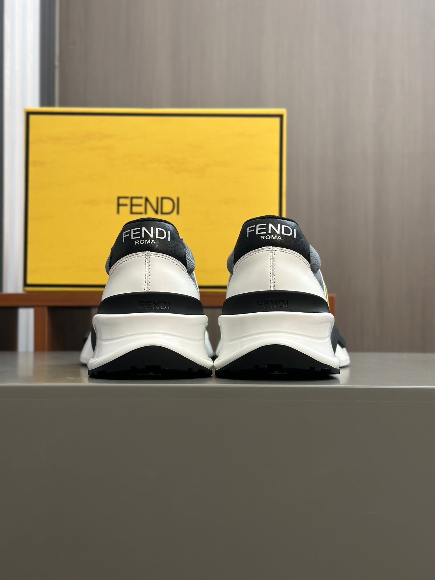 LuxluxHouse Best Quality Shoes Fendi