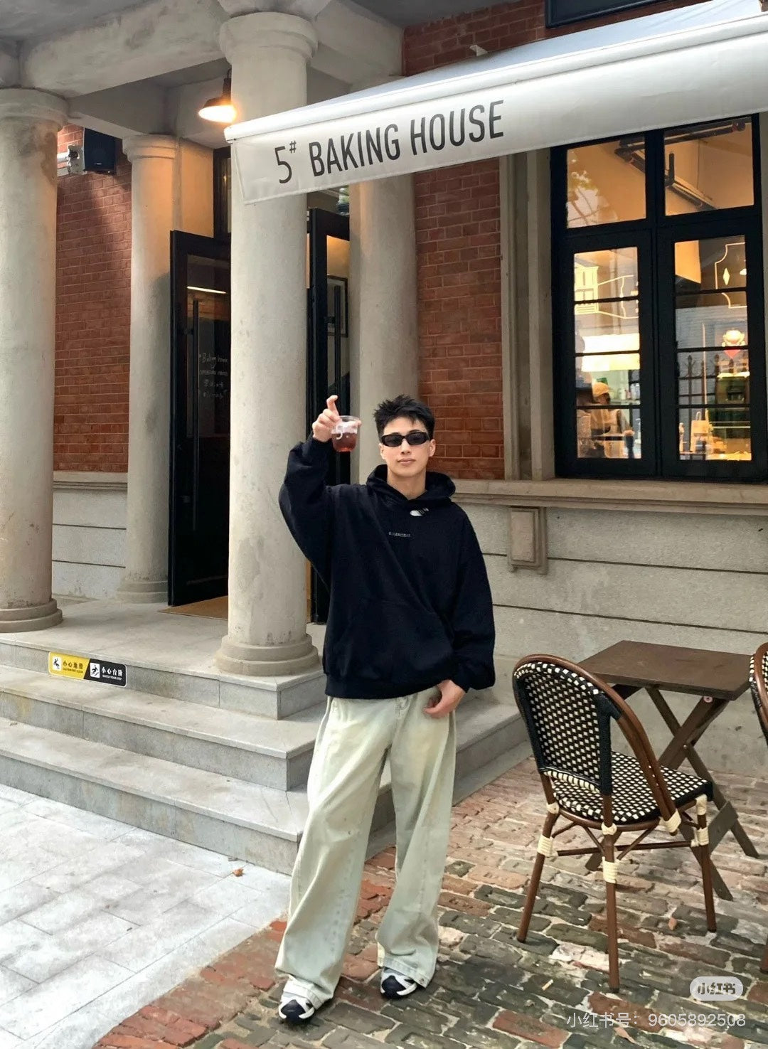 LuxluxHouse Best Quality Clothes Balenciaga Hoodie & Sweater