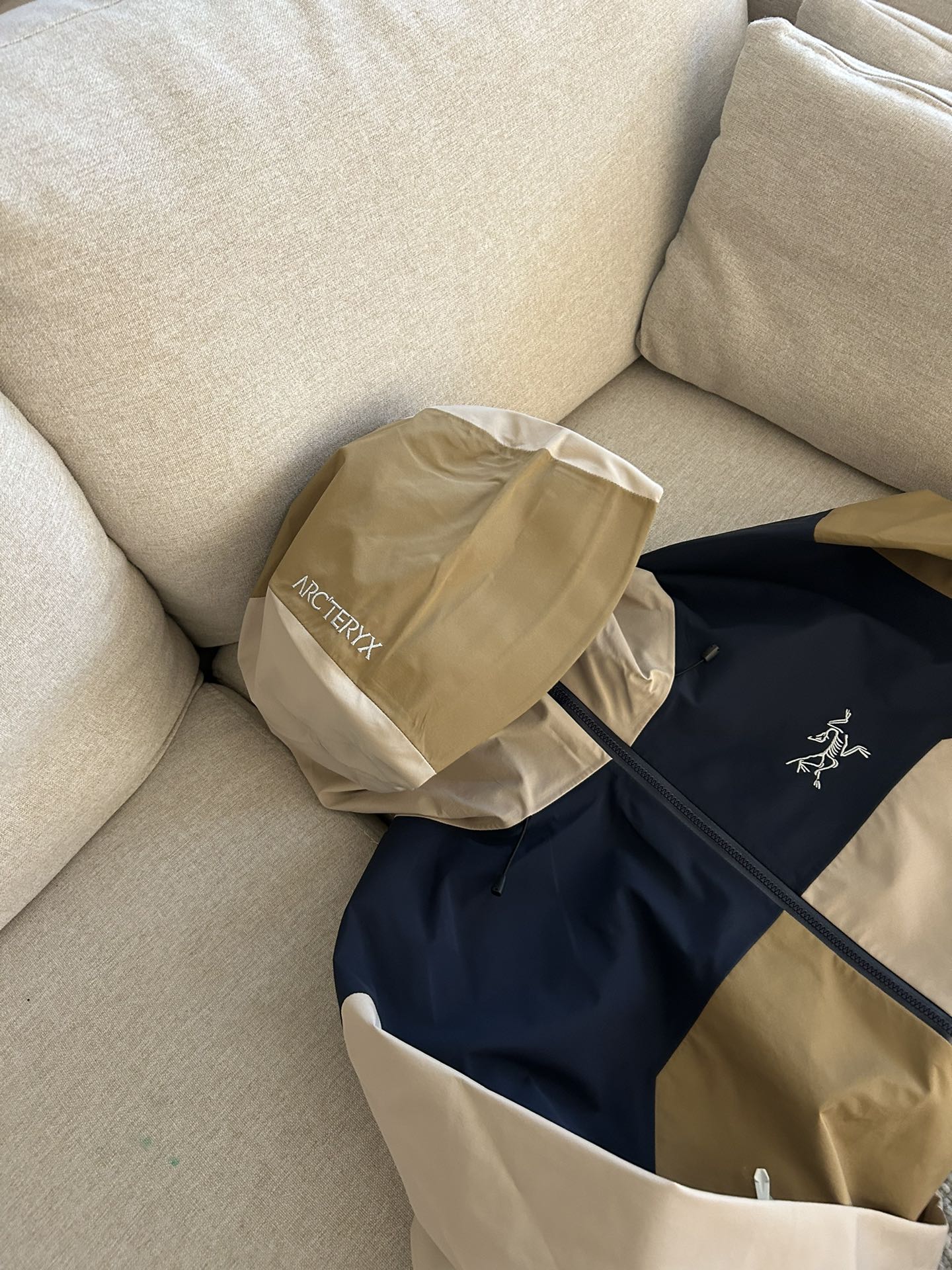 LuxluxHouse Best Quality Clothes Coats & Jackets Arcteryx
