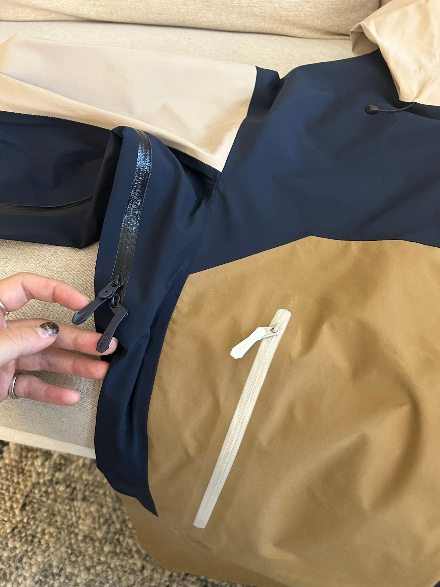 LuxluxHouse Best Quality Clothes Coats & Jackets Arcteryx