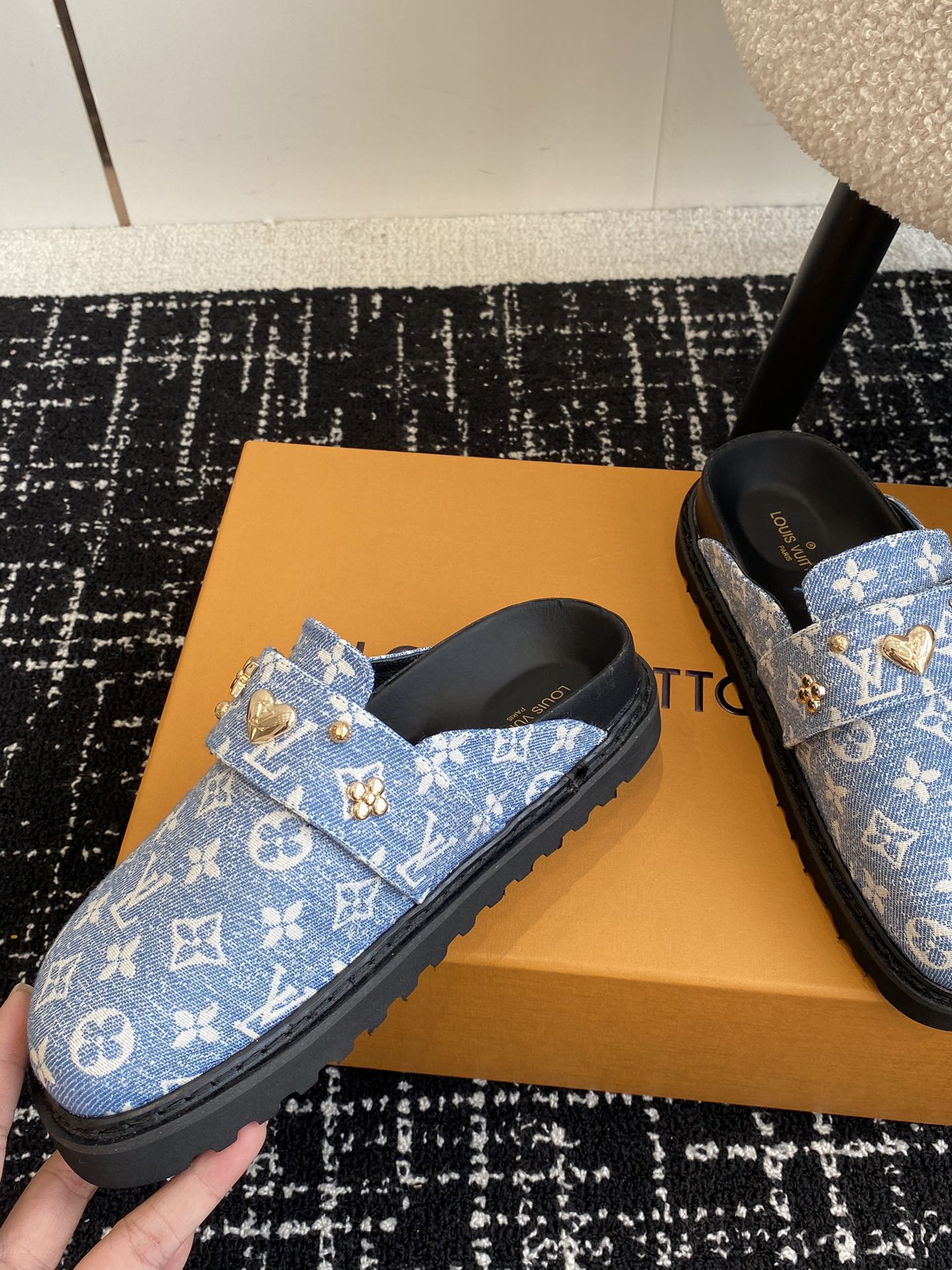 LuxluxHouse Best Quality Sandals Louis Vuitton