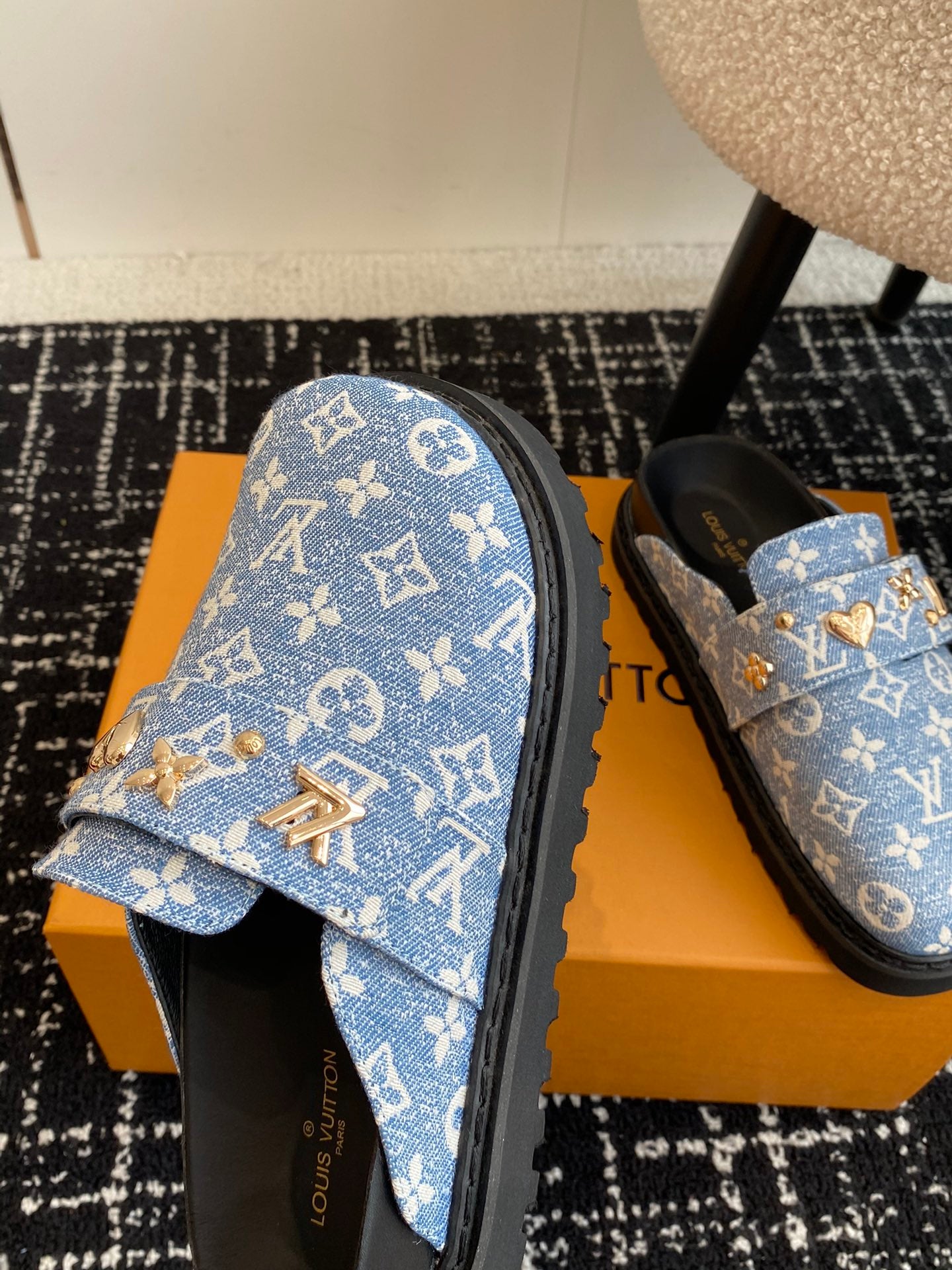 LuxluxHouse Best Quality Sandals Louis Vuitton