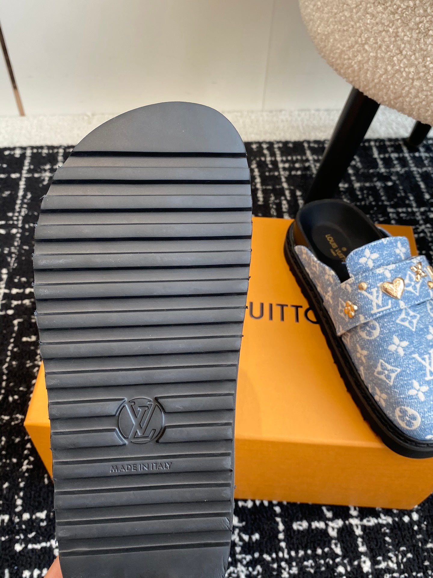 LuxluxHouse Best Quality Sandals Louis Vuitton