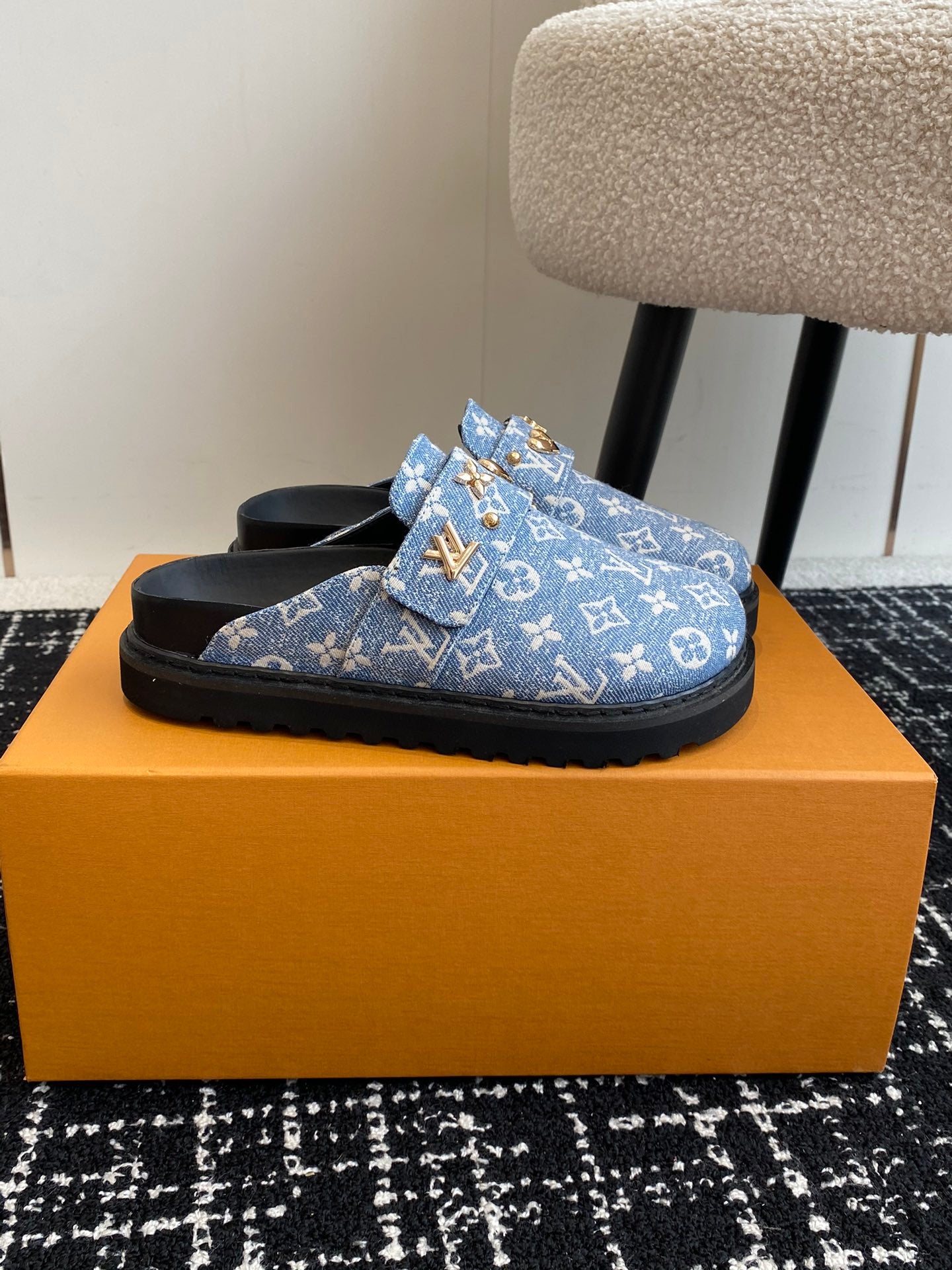 LuxluxHouse Best Quality Sandals Louis Vuitton
