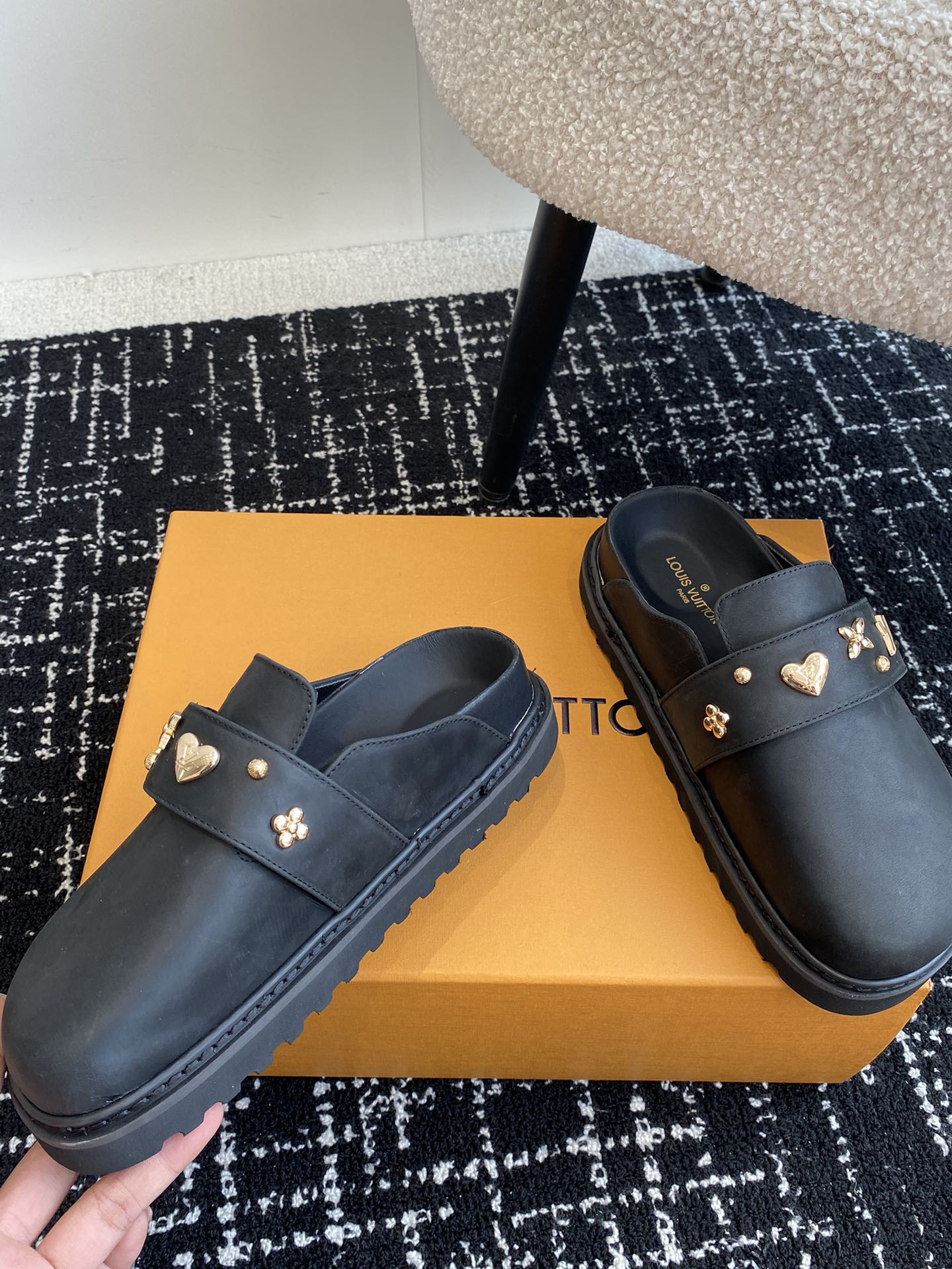 LuxluxHouse Best Quality Sandals Louis Vuitton