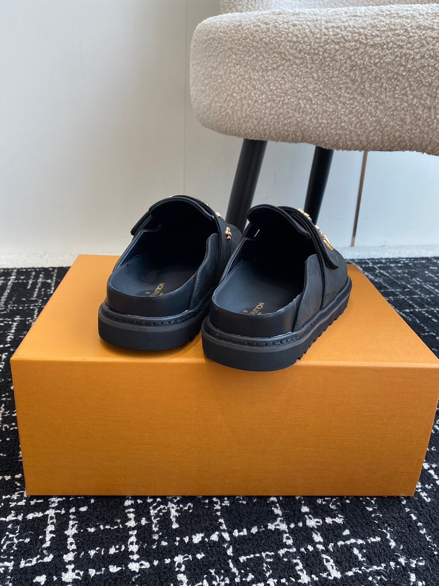 LuxluxHouse Best Quality Sandals Louis Vuitton
