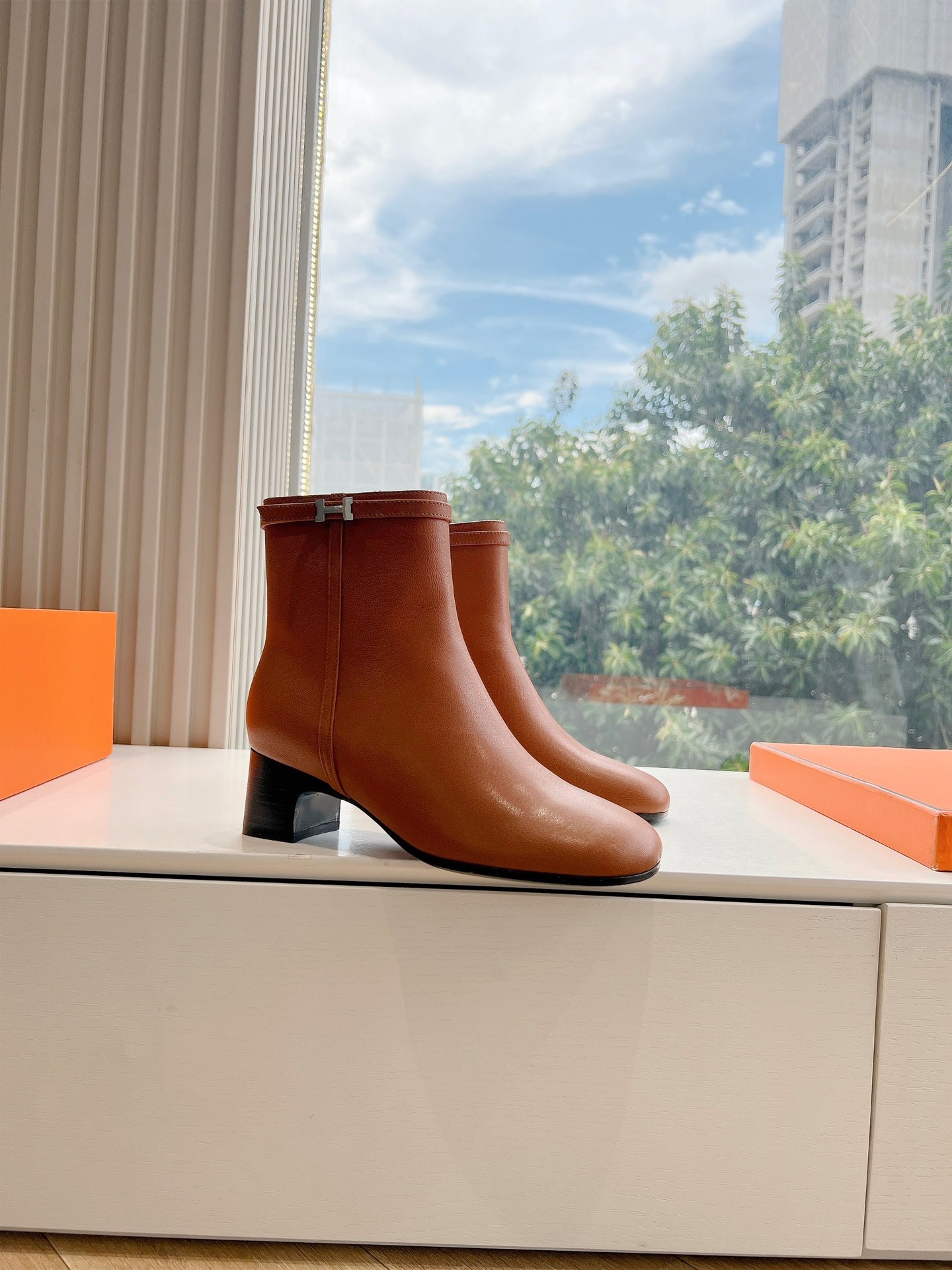 LuxluxHouse Best Quality Women Shoes Hermes