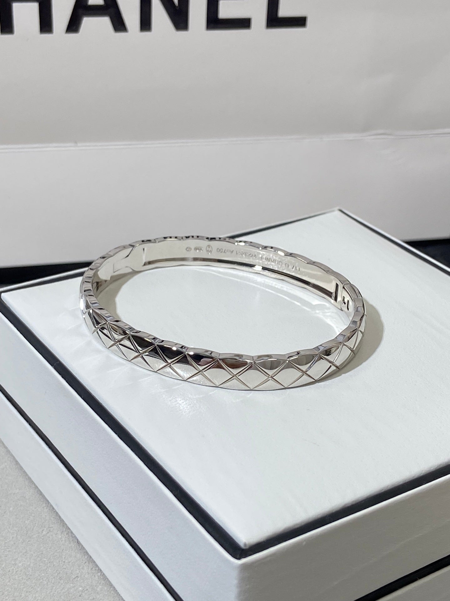 LuxluxHouse Best Quality Accessories Chanel