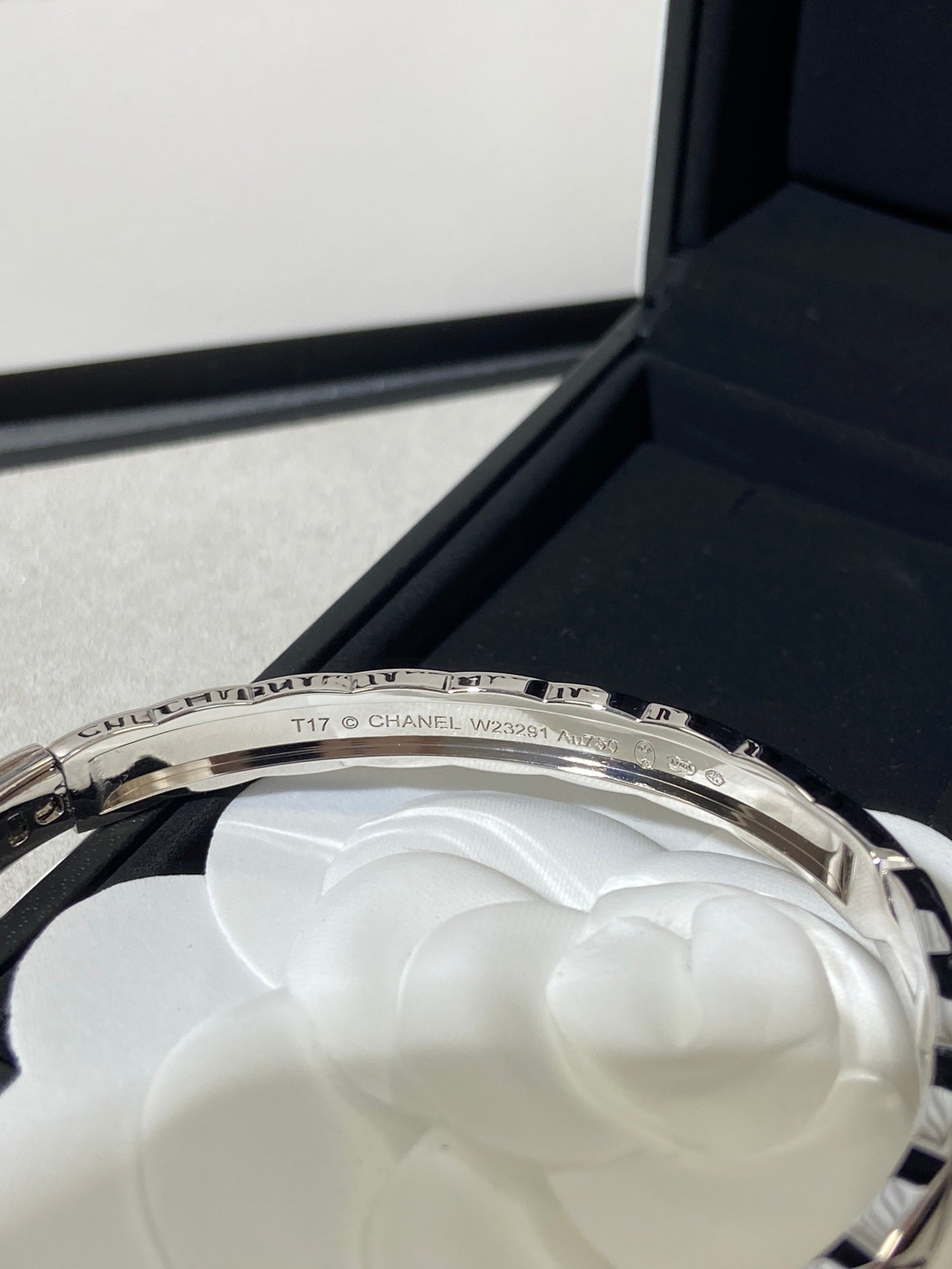 LuxluxHouse Best Quality Accessories Chanel