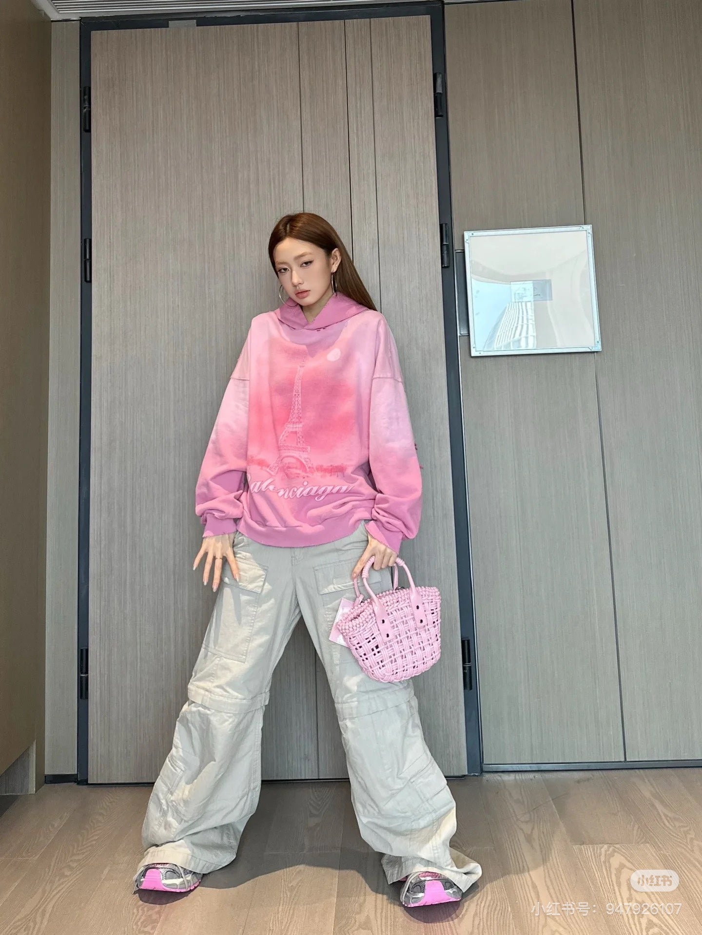 LuxluxHouse Best Quality Clothes Balenciaga Hoodie & Sweater