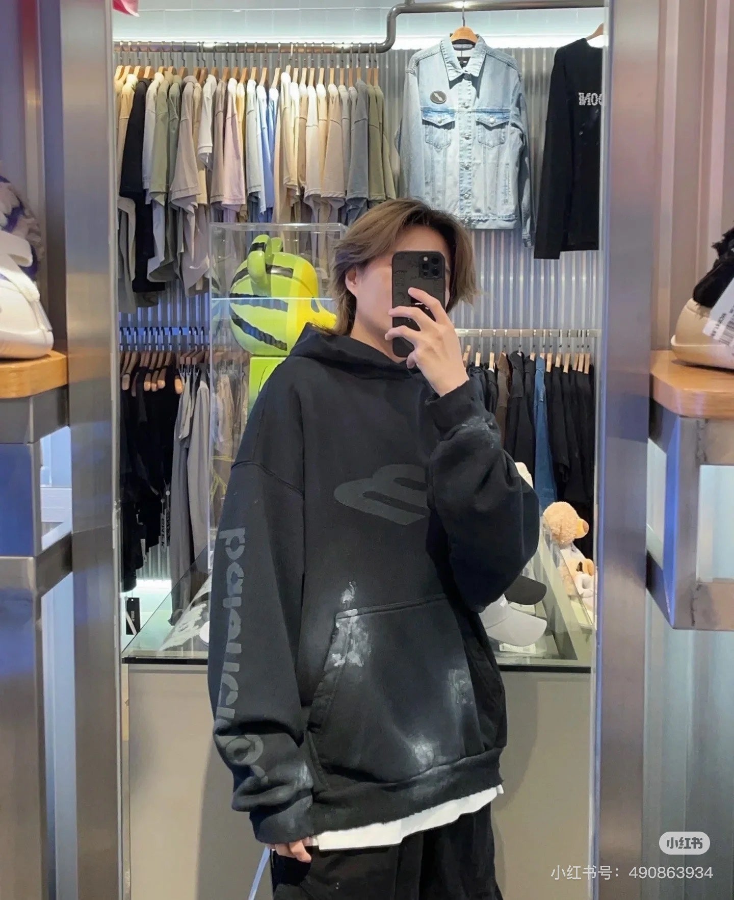 LuxluxHouse Best Quality Clothes Balenciaga Hoodie & Sweater