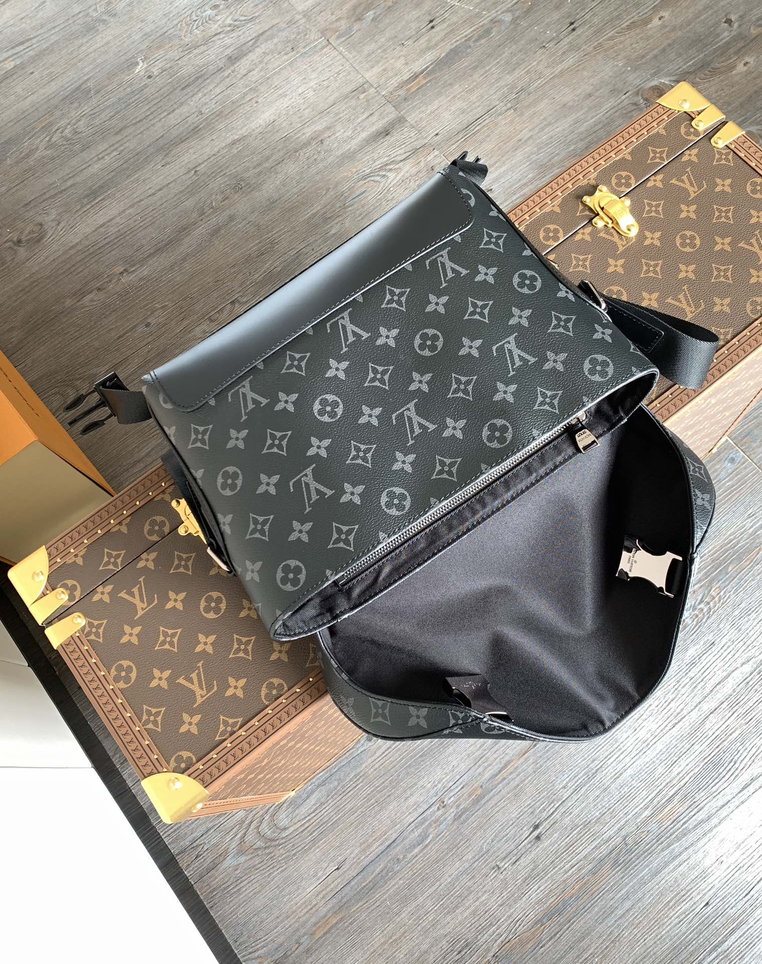 LuxluxHouse Best Quality Bags Louis Vuitton Men