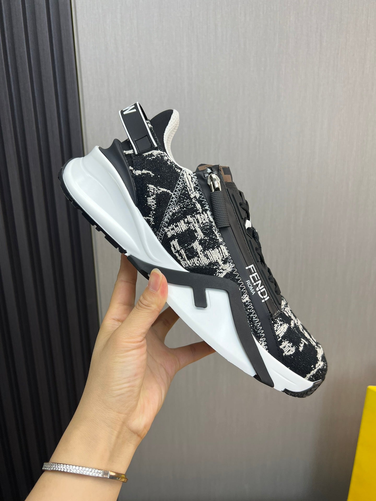 LuxluxHouse Best Quality Shoes Fendi