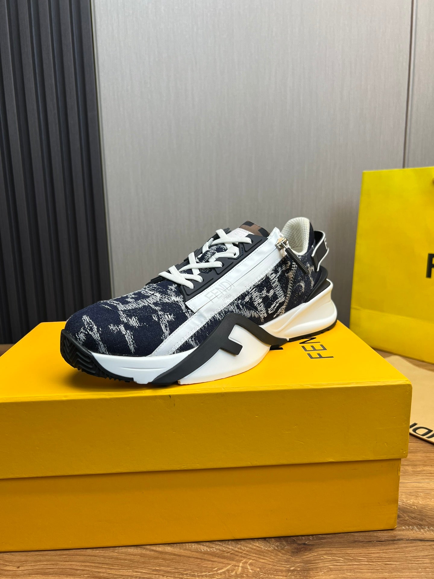 LuxluxHouse Best Quality Shoes Fendi