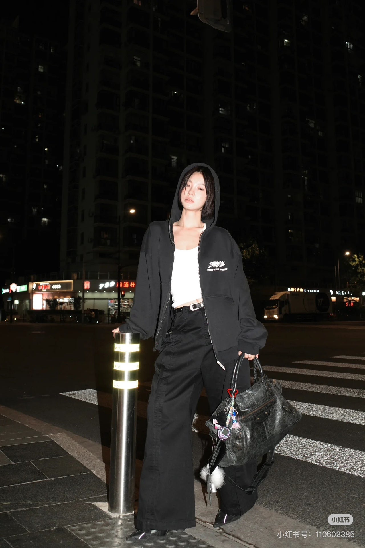 LuxluxHouse Best Quality Clothes Balenciaga Hoodie & Sweater