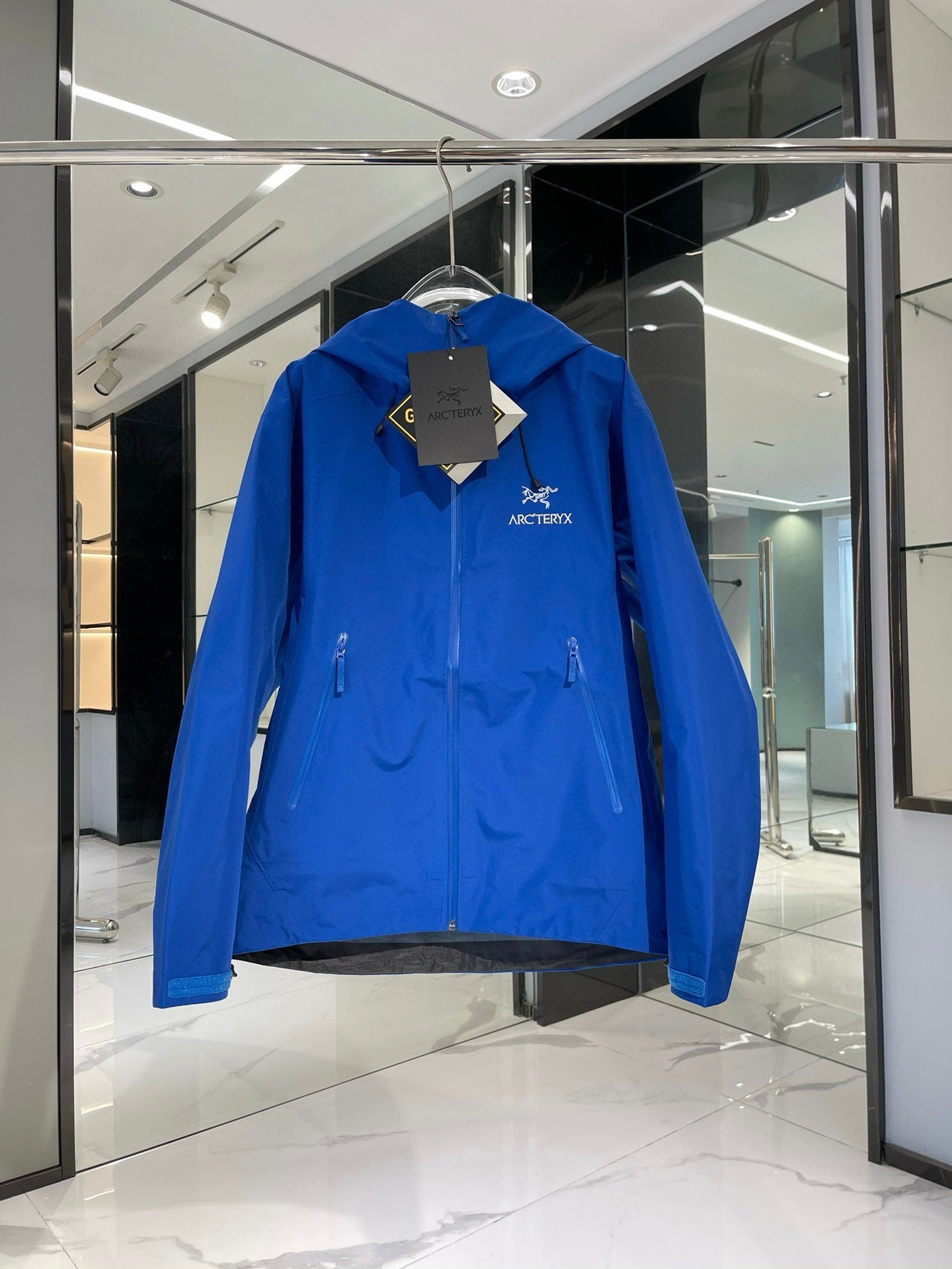 LuxluxHouse Best Quality Clothes Coats & Jackets Arcteryx