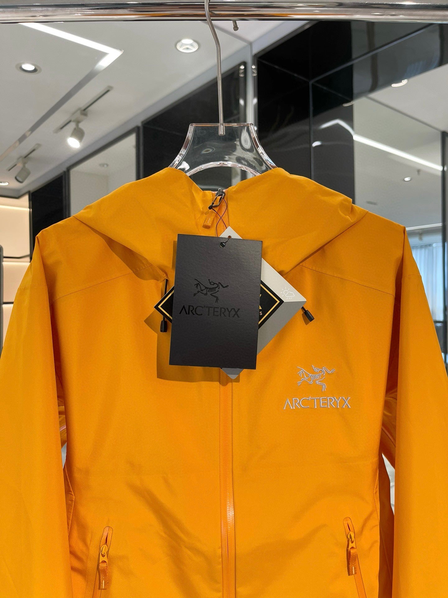 LuxluxHouse Best Quality Clothes Coats & Jackets Arcteryx