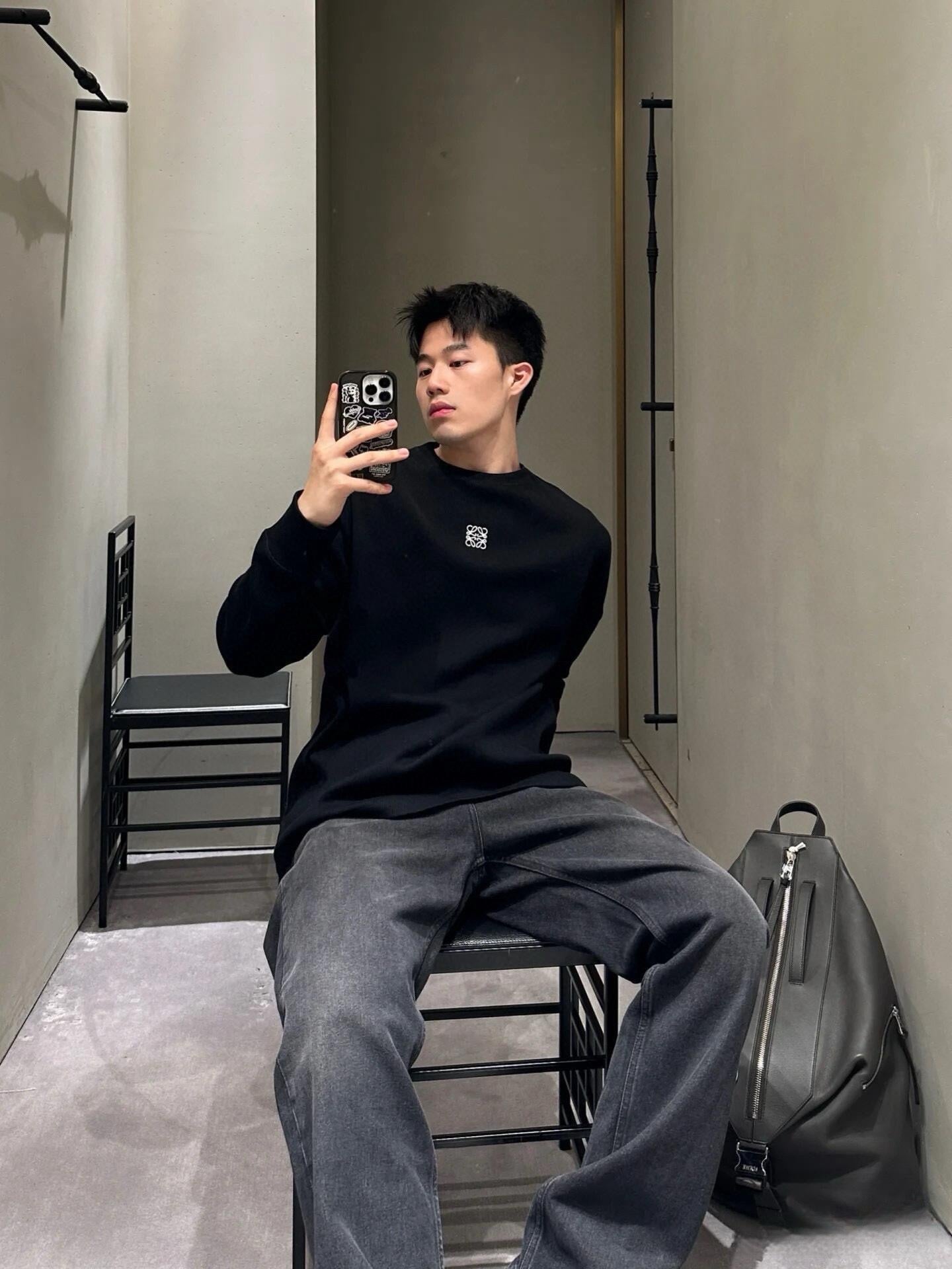 LuxluxHouse Best Quality Clothes Hoodie & Sweater Loewe