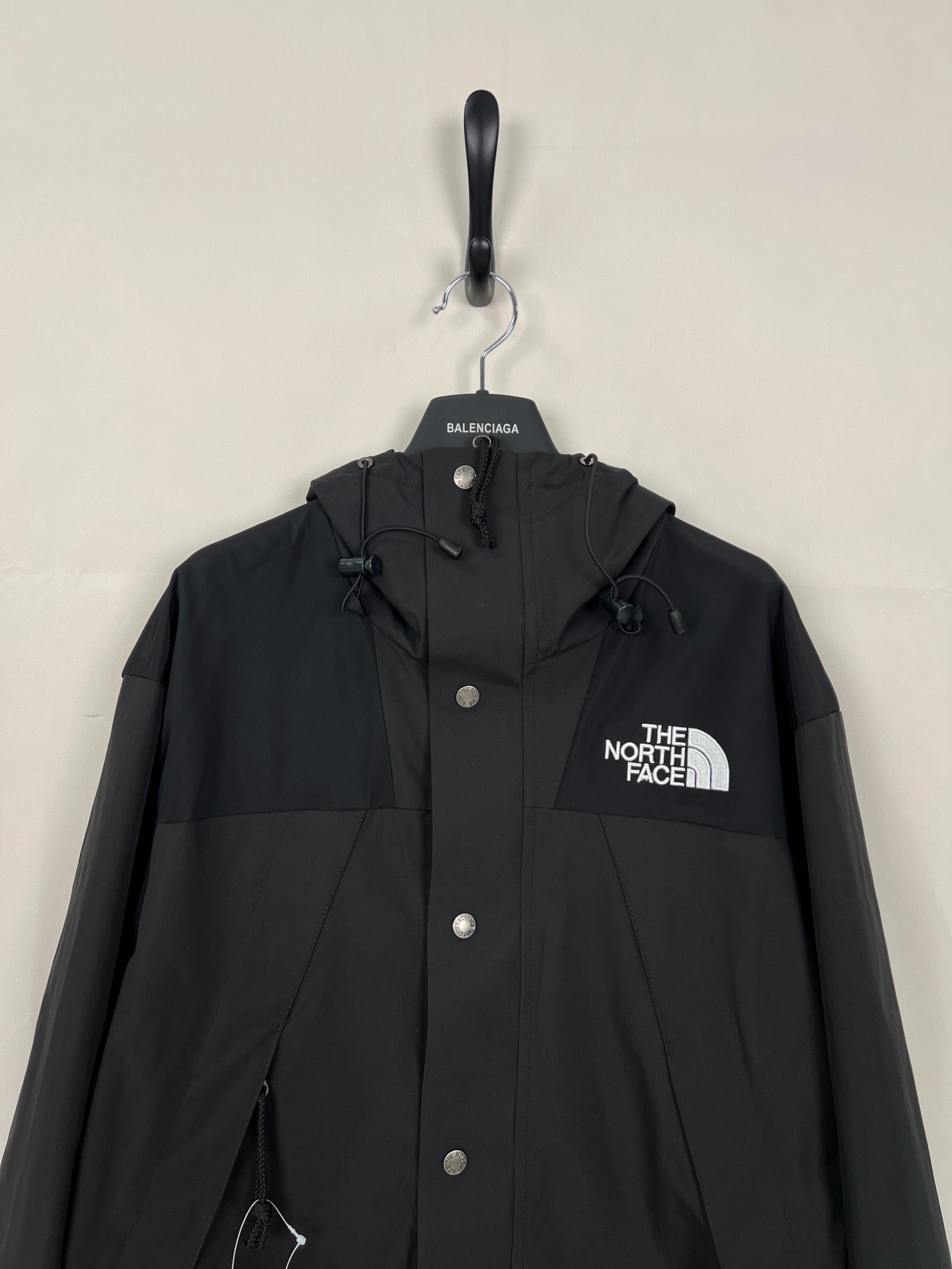 LuxluxHouse Best Quality Clothes The North Face & MLB Coats & Jackets
