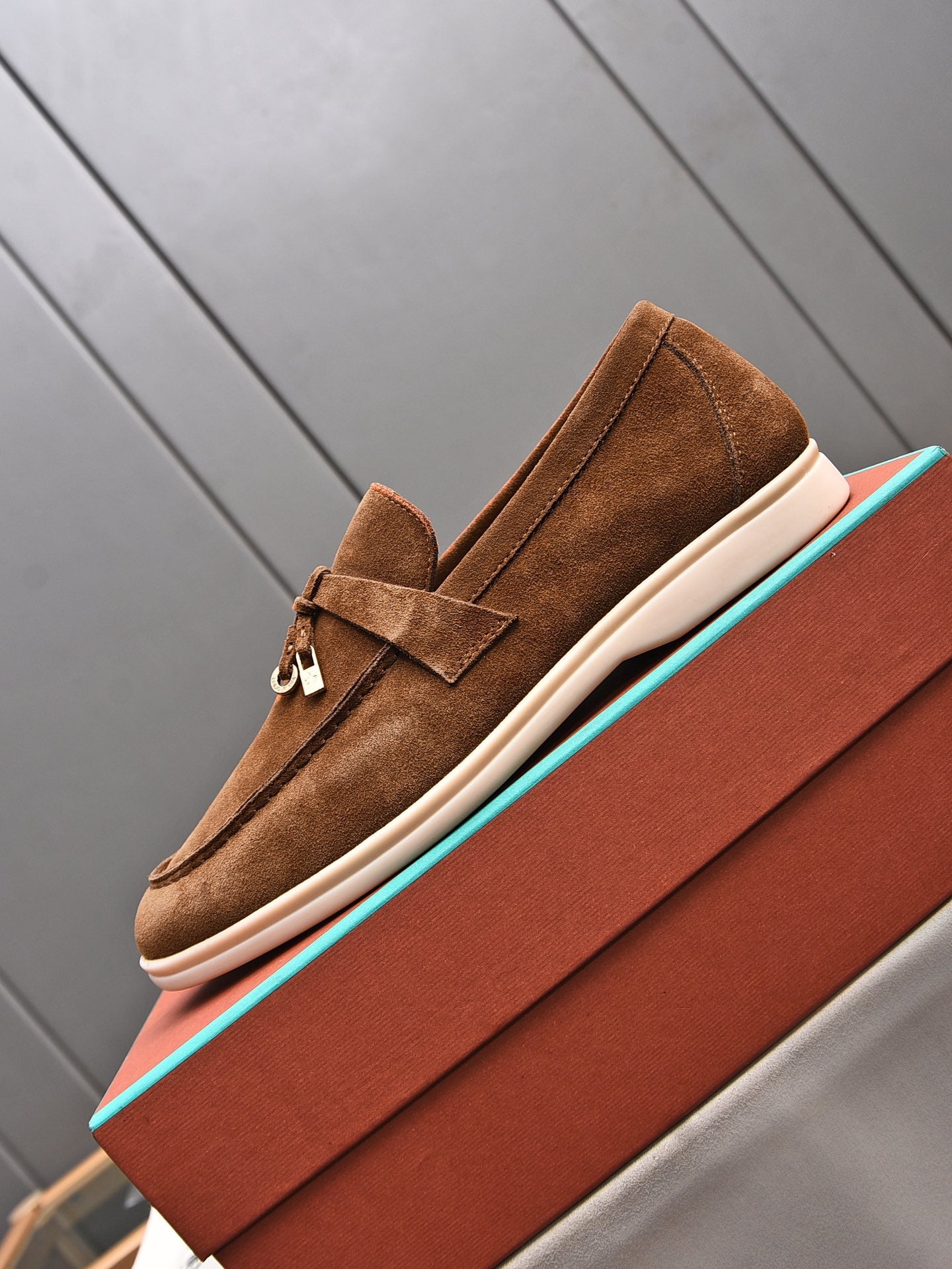 LuxluxHouse Best Quality Shoes Hermes