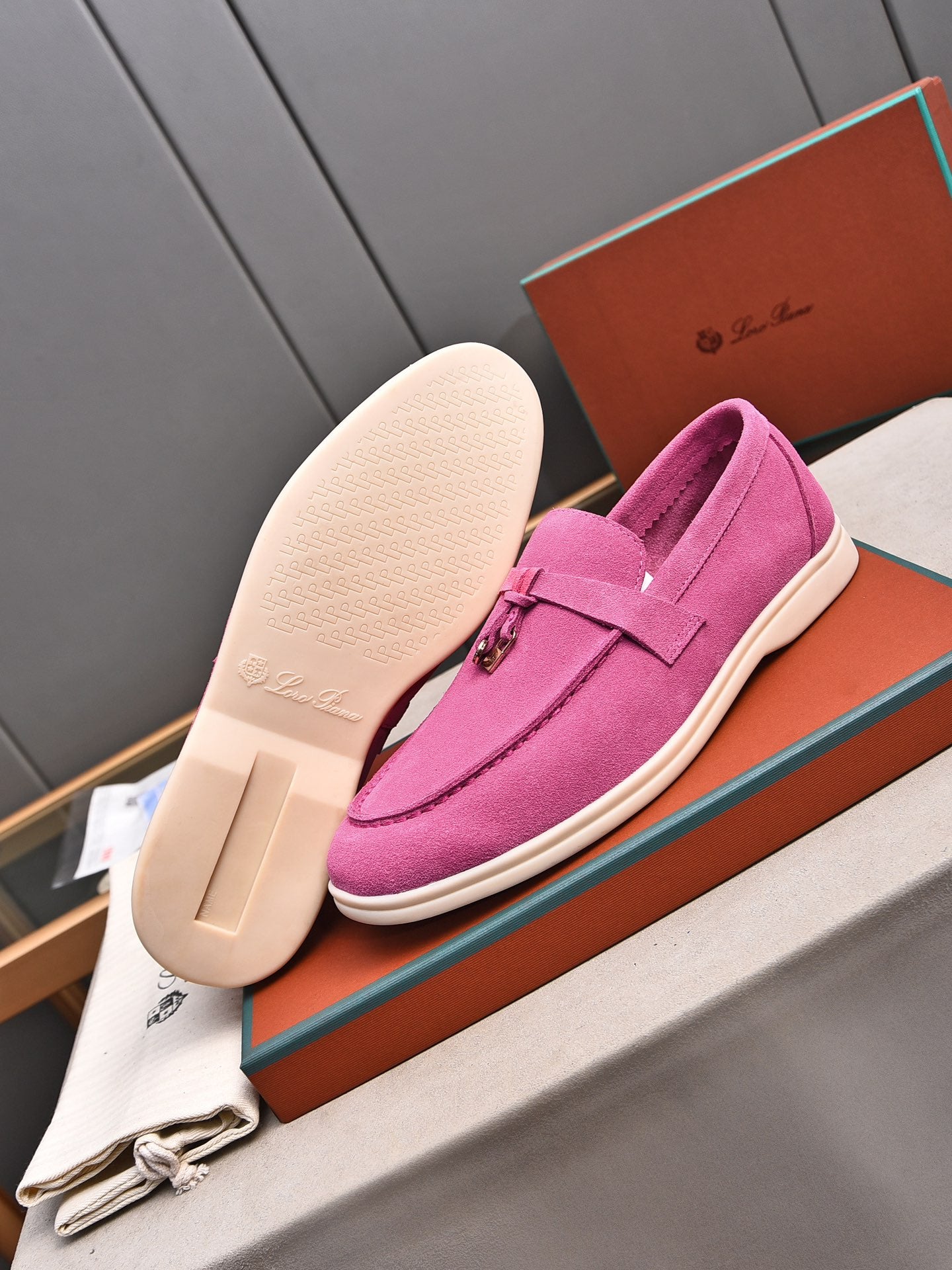 LuxluxHouse Best Quality Shoes Hermes