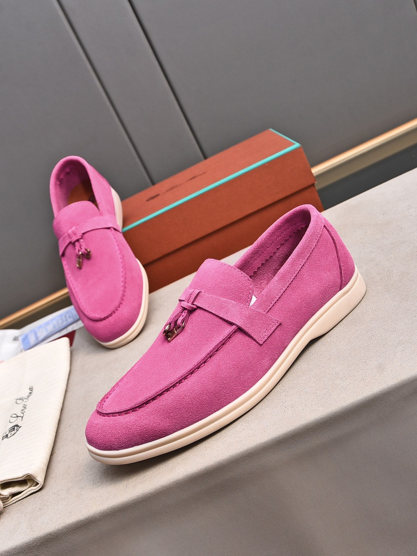 LuxluxHouse Best Quality Shoes Hermes