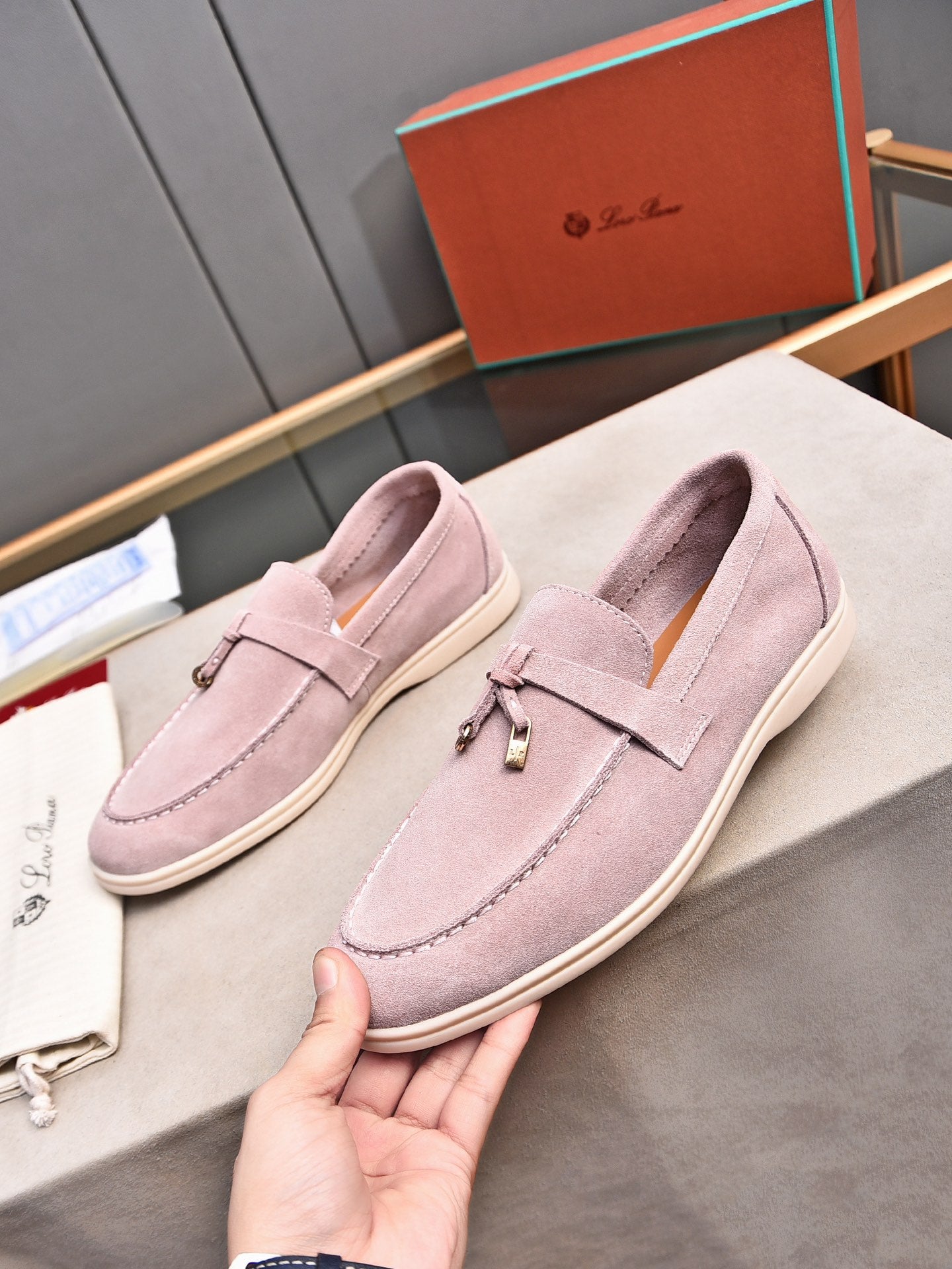 LuxluxHouse Best Quality Shoes Hermes