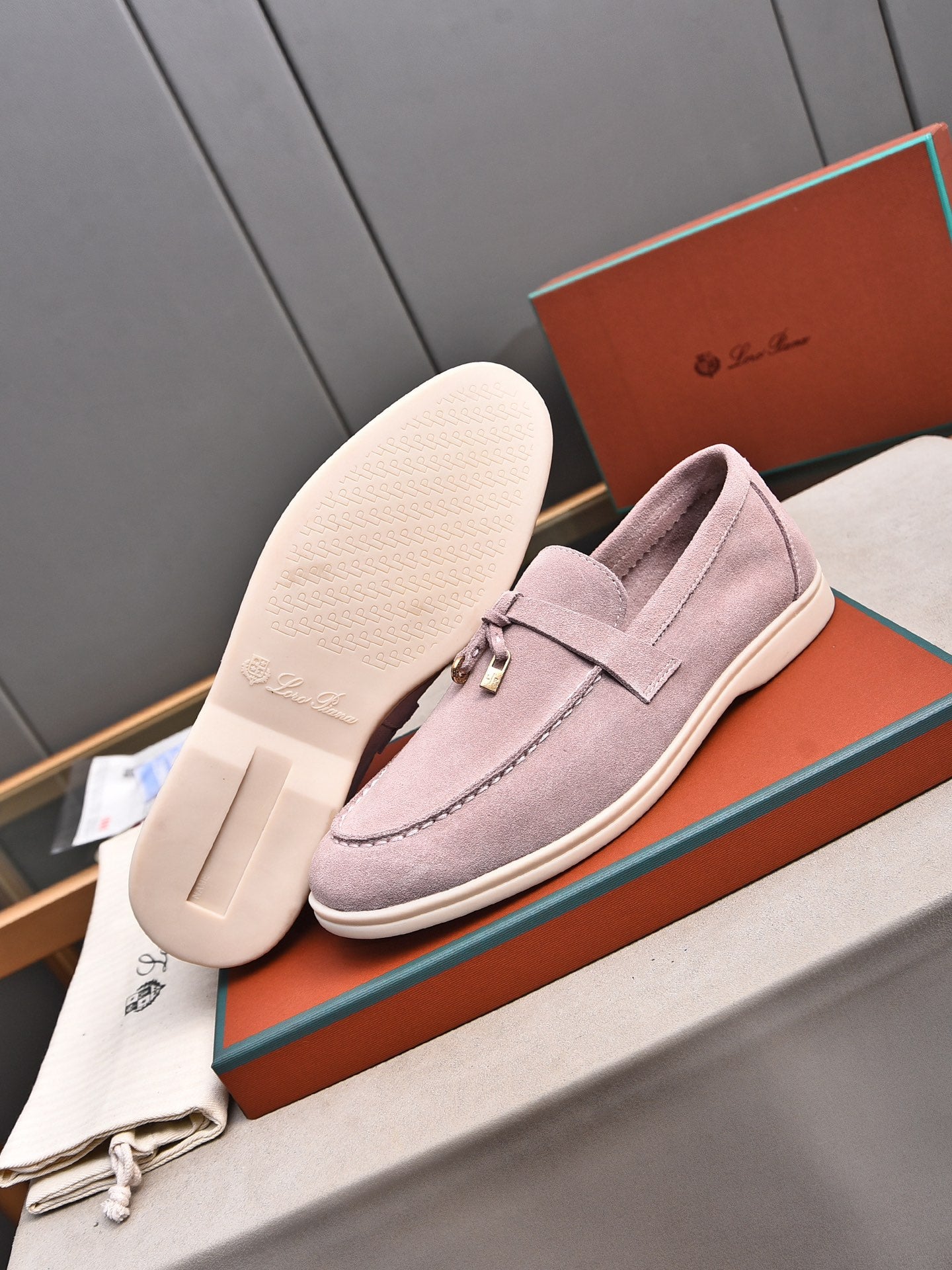 LuxluxHouse Best Quality Shoes Hermes