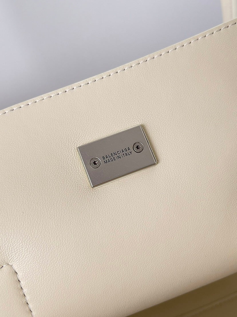 LuxluxHouse Best Quality Bags Balenciaga
