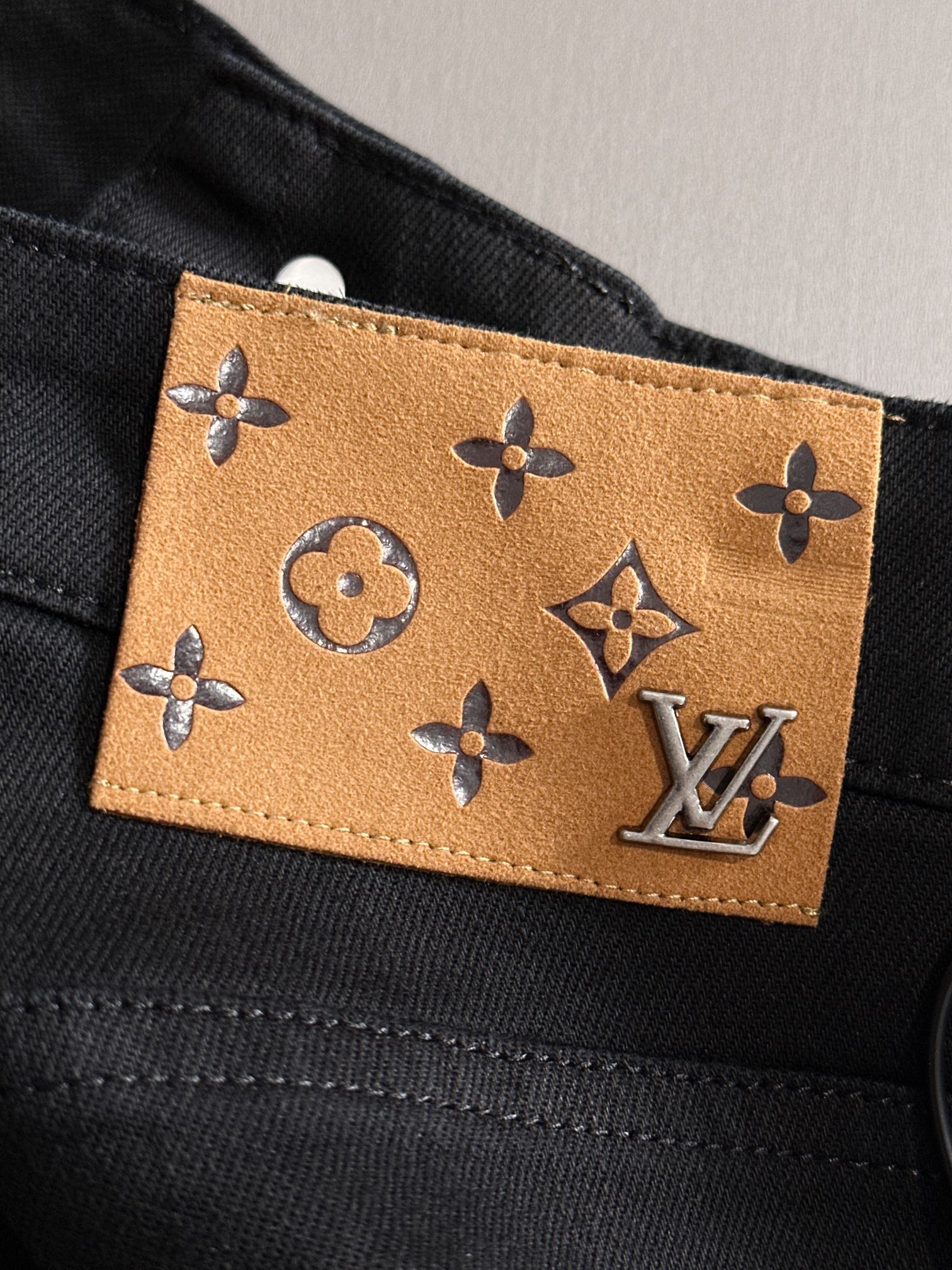LuxluxHouse Best Quality Clothes Pants Louis Vuitton
