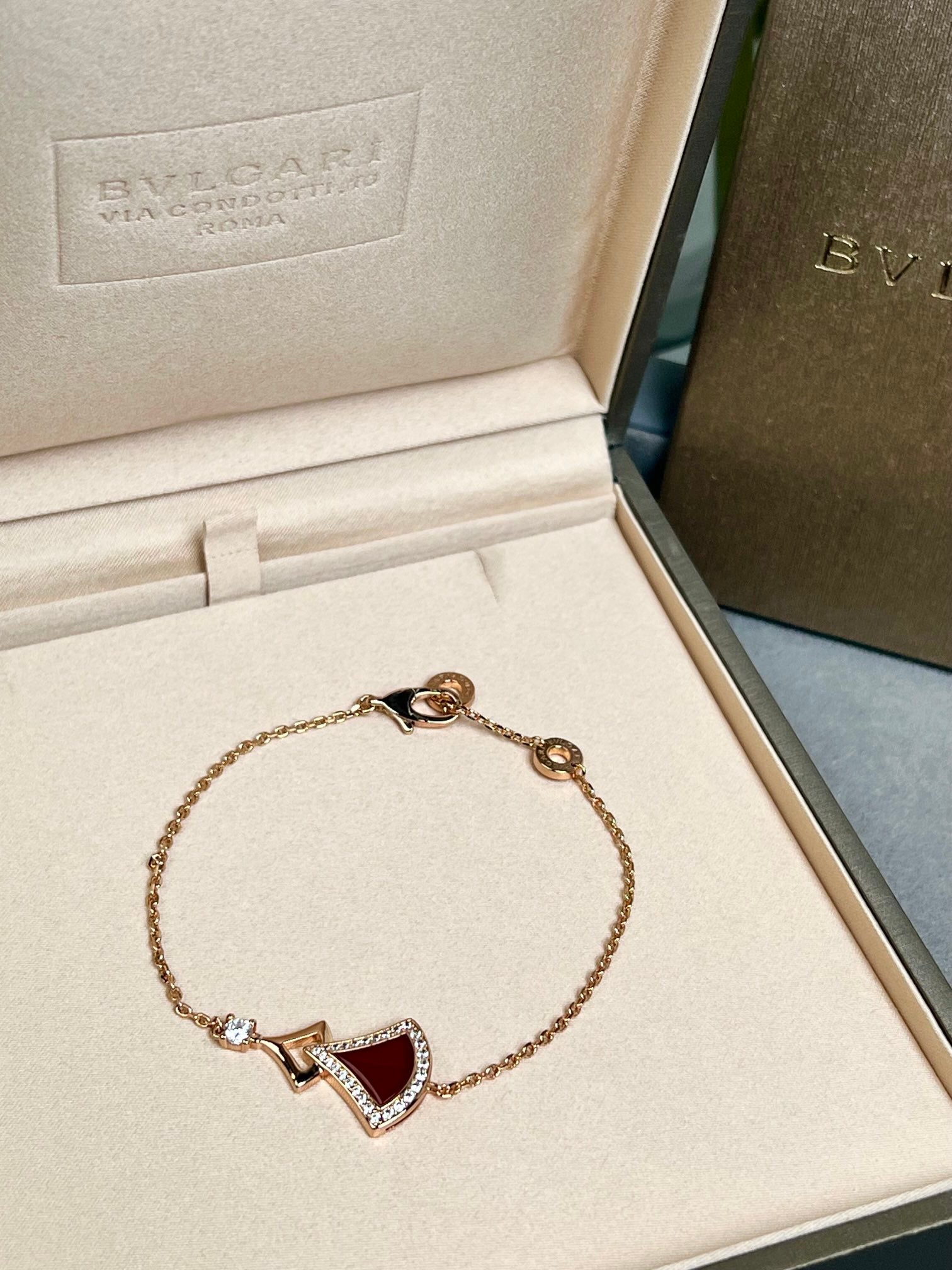 LuxluxHouse Best Quality Accessories Bracelet Bvlgari