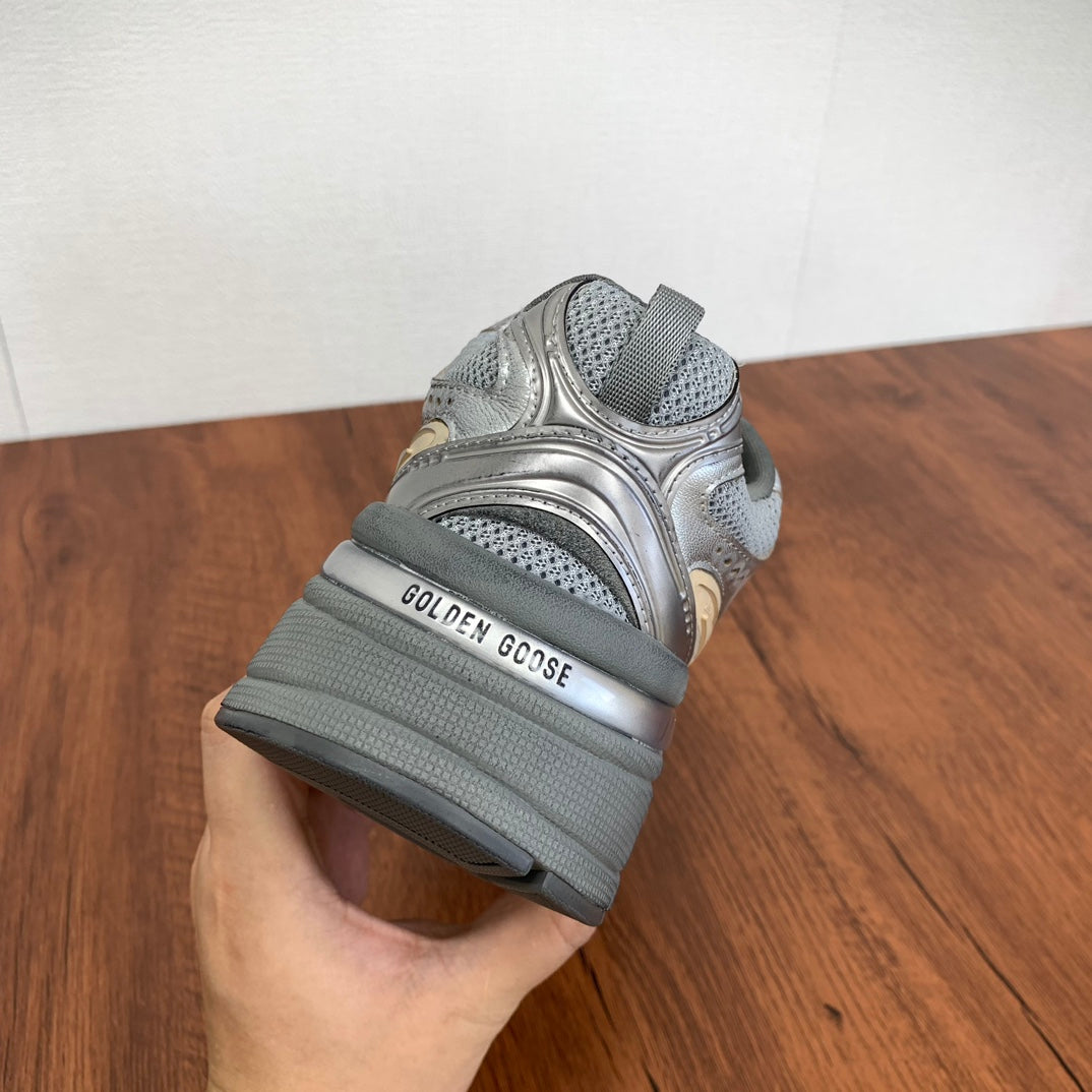 LuxluxHouse Best Quality Shoes Golden Goose
