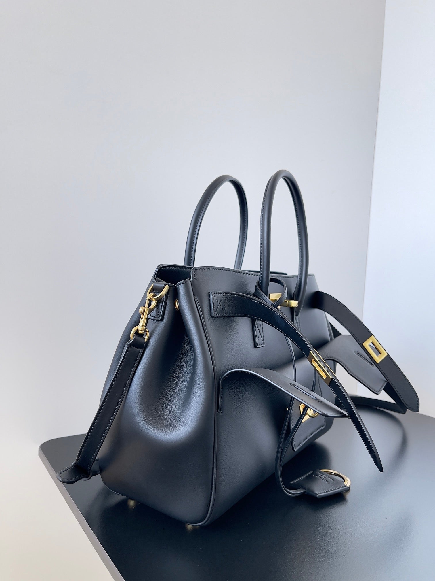 LuxluxHouse Best Quality Bags Balenciaga