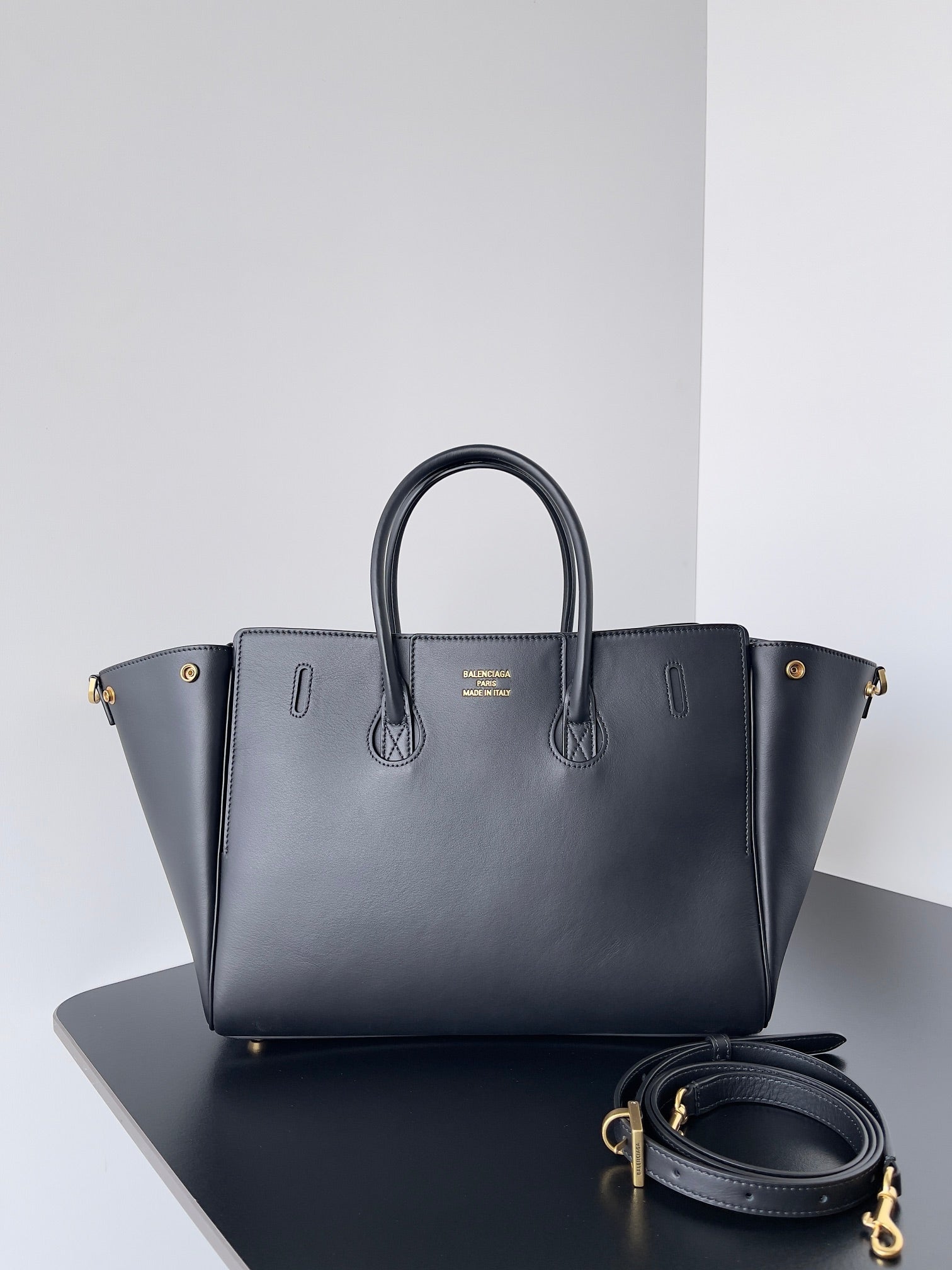 LuxluxHouse Best Quality Bags Balenciaga