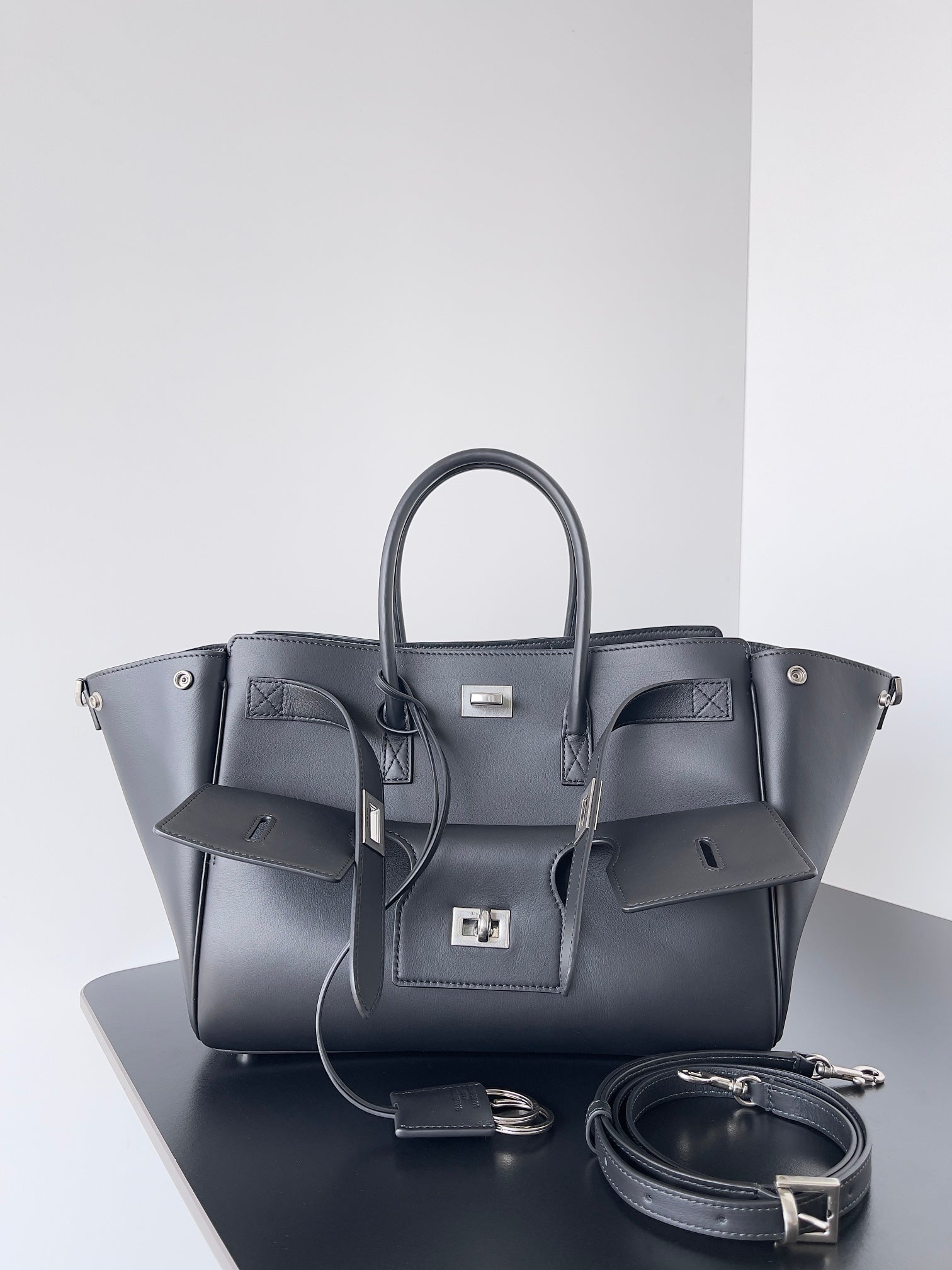 LuxluxHouse Best Quality Bags Balenciaga