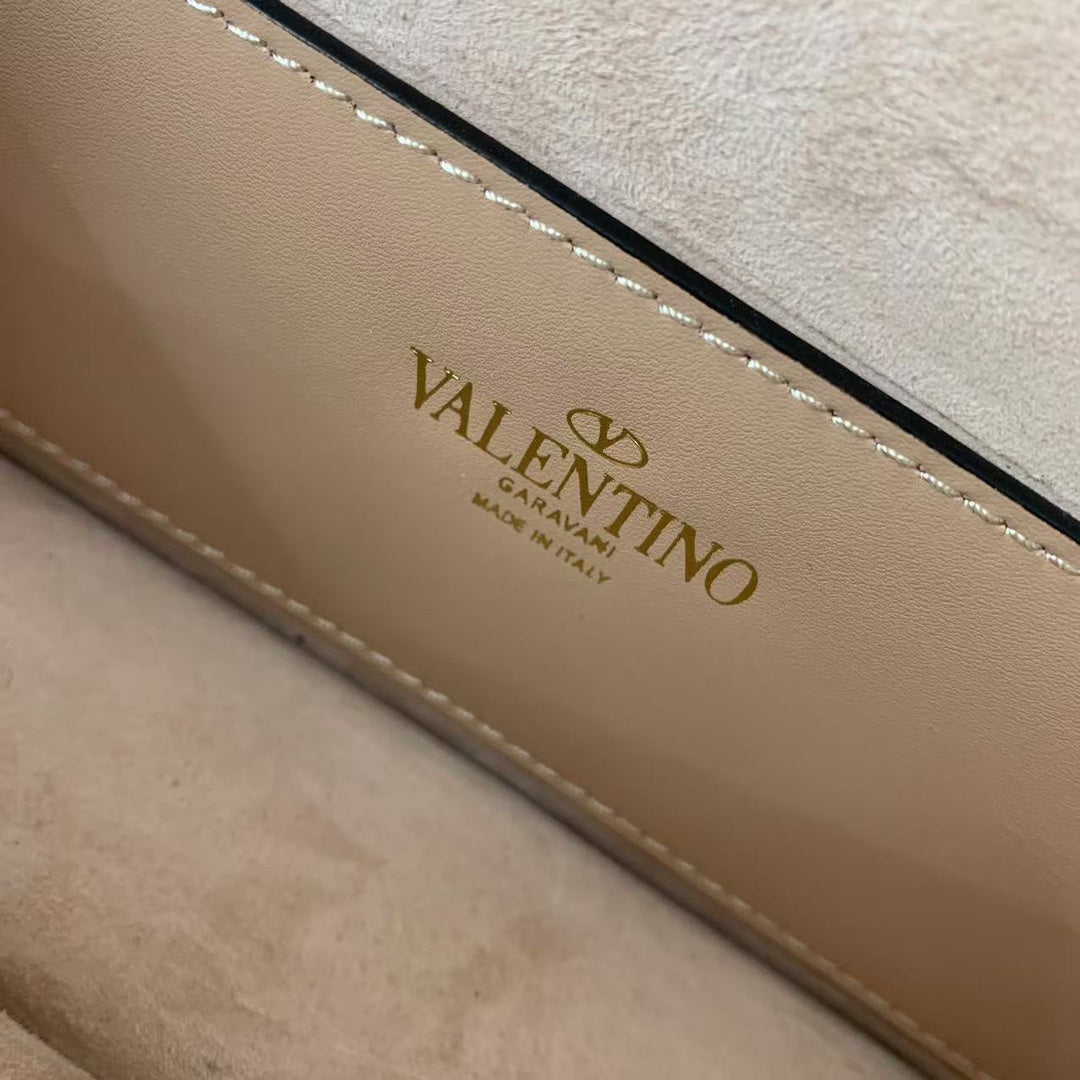 LuxluxHouse Best Quality Bags Valentino Women