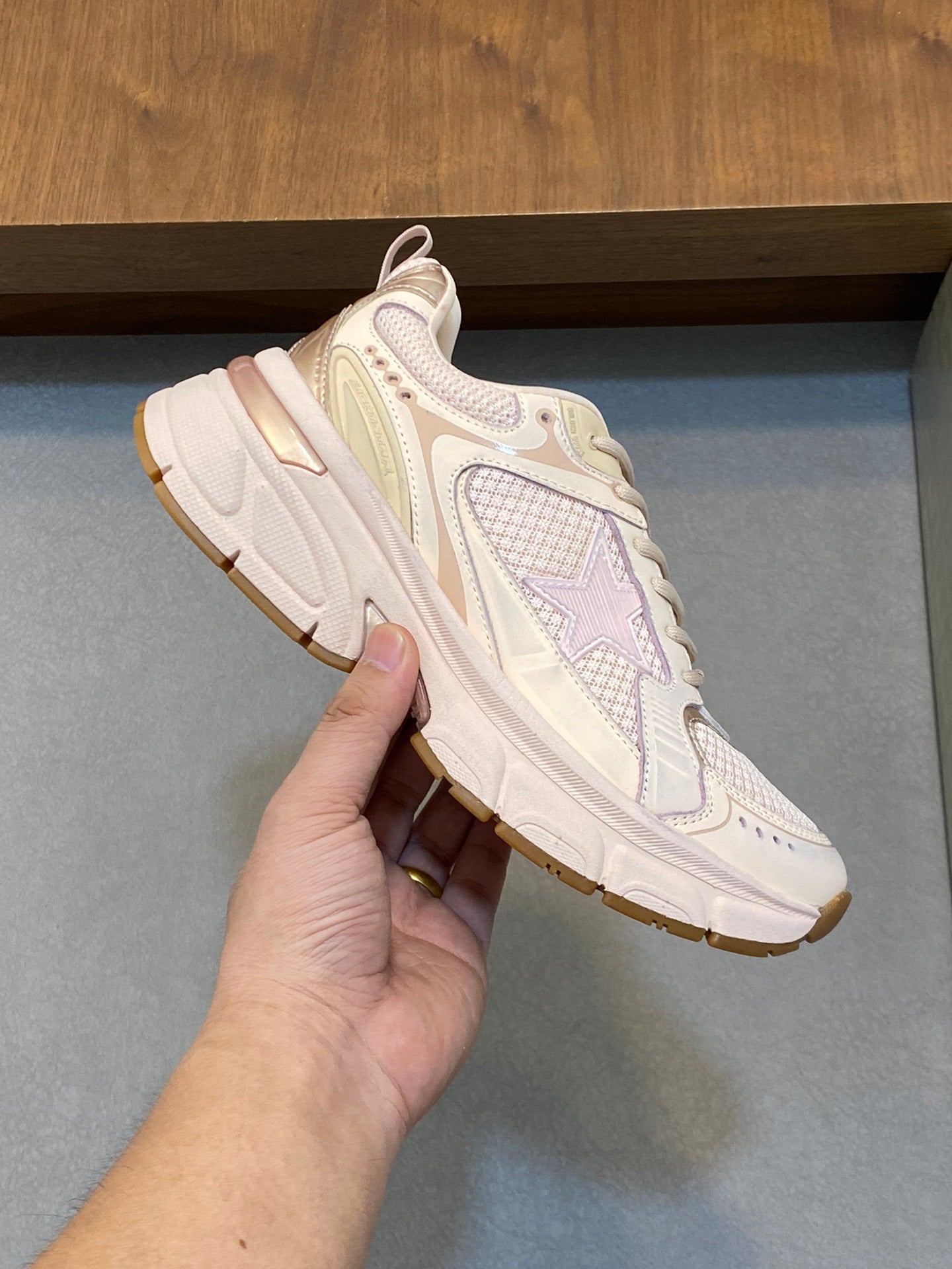 LuxluxHouse Best Quality Shoes Golden Goose