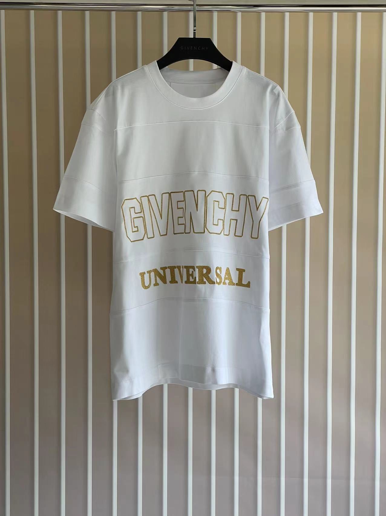 LuxluxHouse Best Quality Clothes Givenchy T-shirt