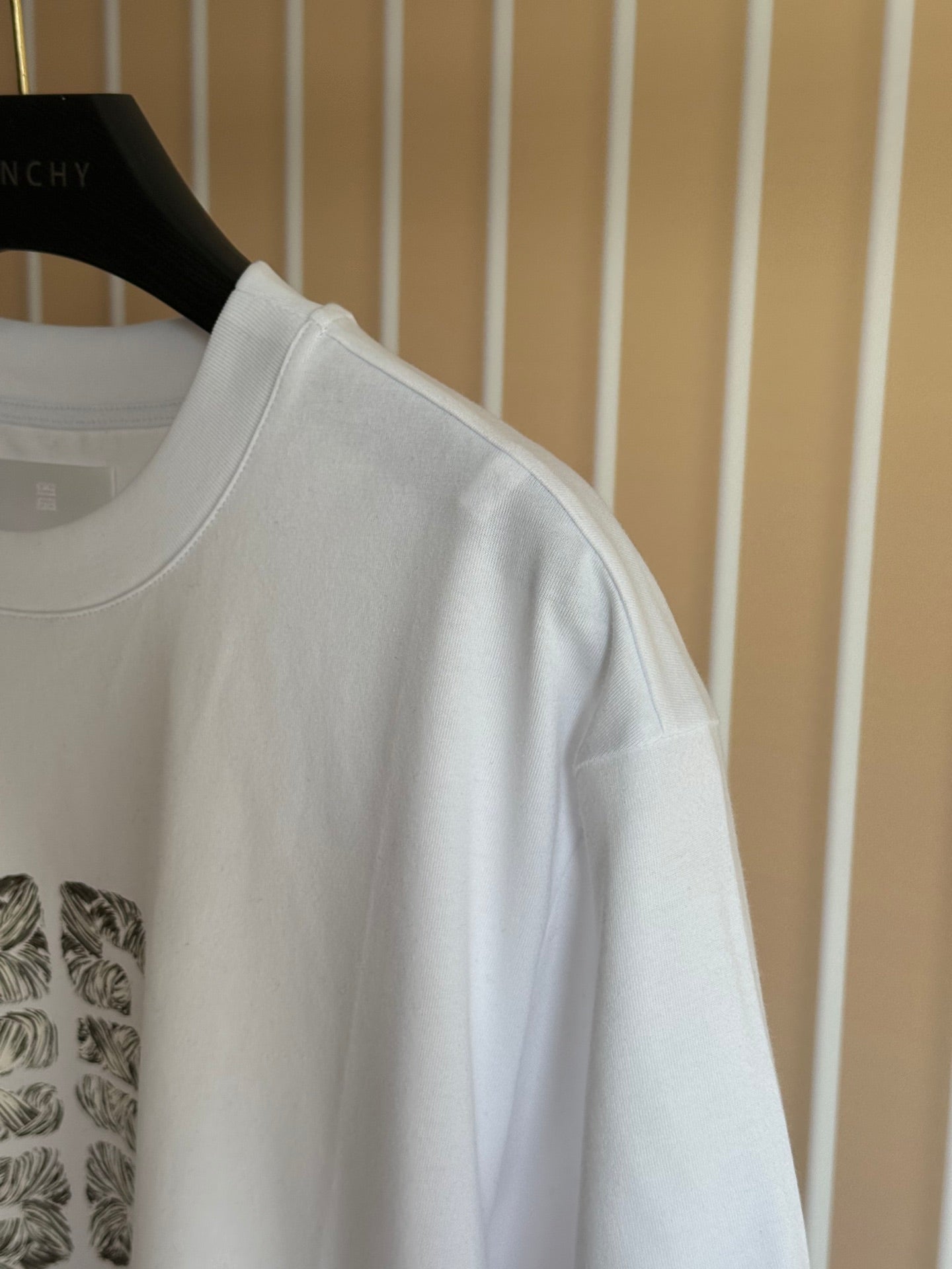 LuxluxHouse Best Quality Clothes Givenchy T-shirt