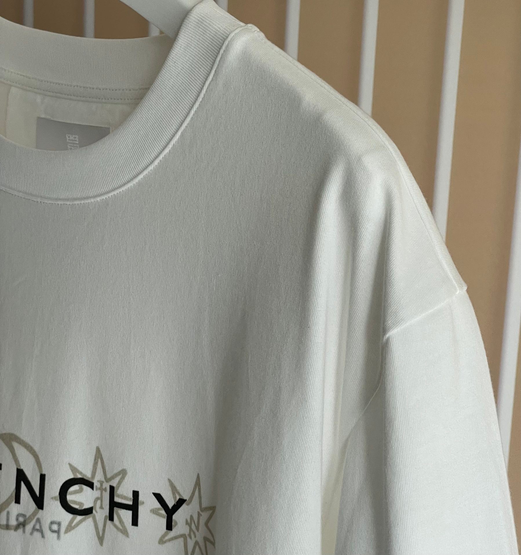 LuxluxHouse Best Quality Clothes Givenchy T-shirt