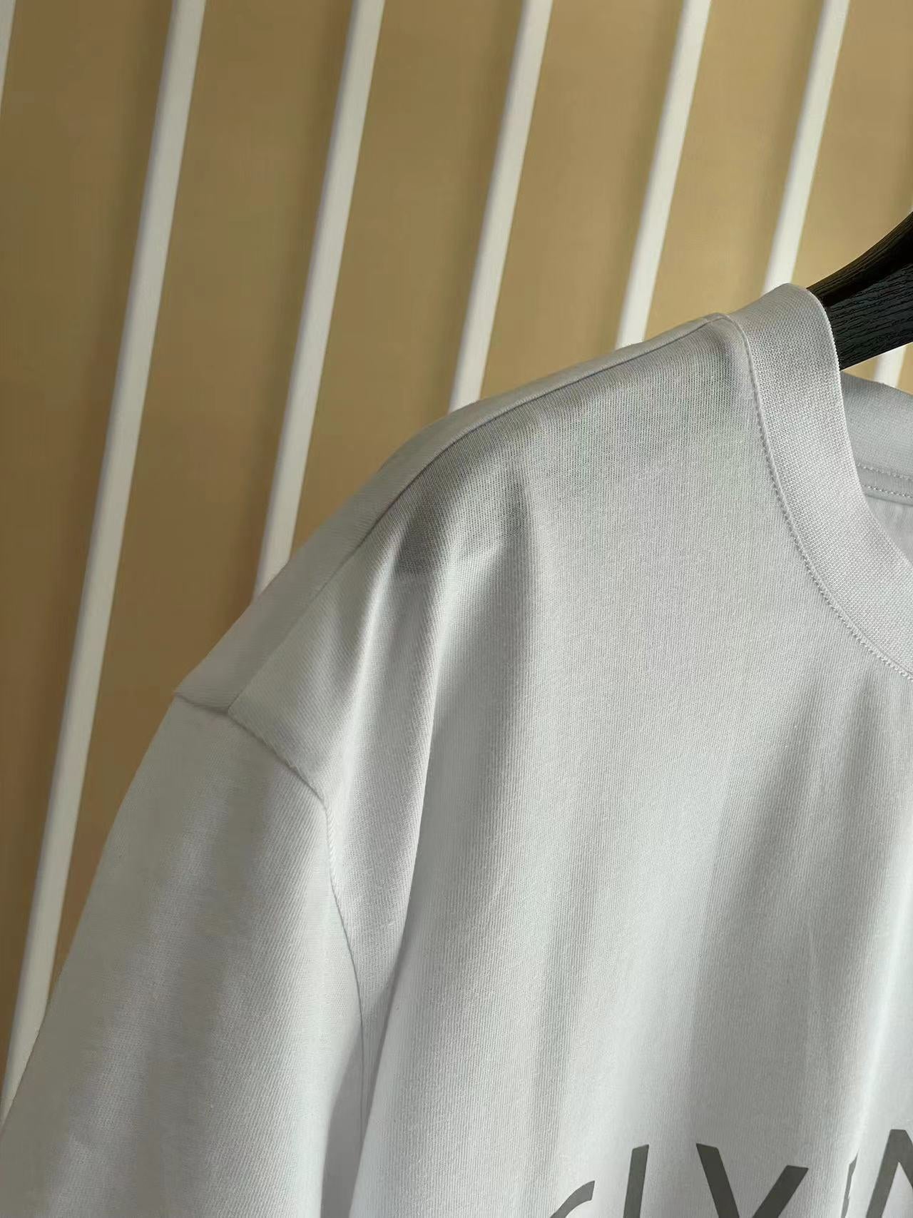 LuxluxHouse Best Quality Clothes Givenchy T-shirt