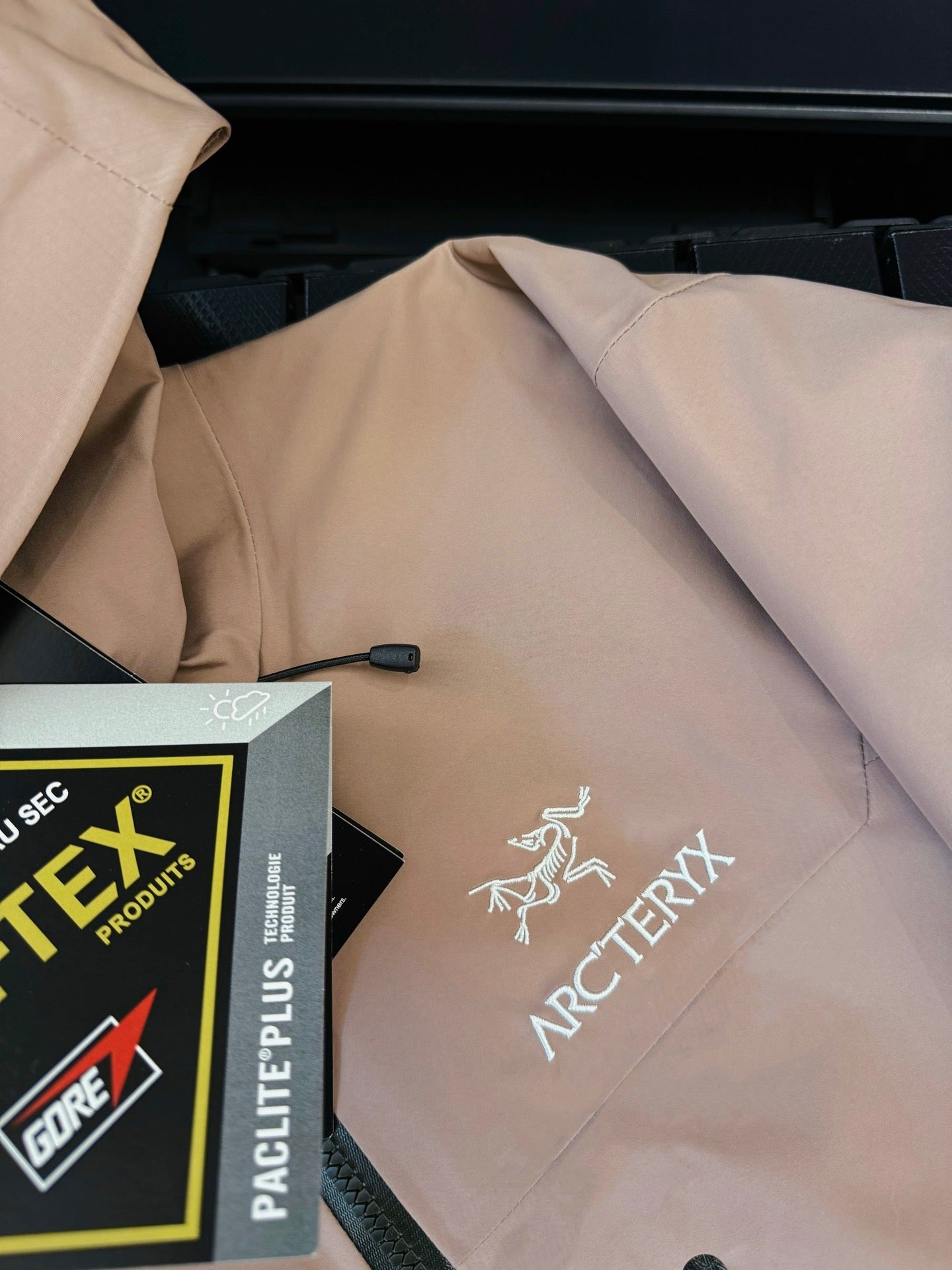 LuxluxHouse Best Quality Clothes Coats & Jackets Arcteryx