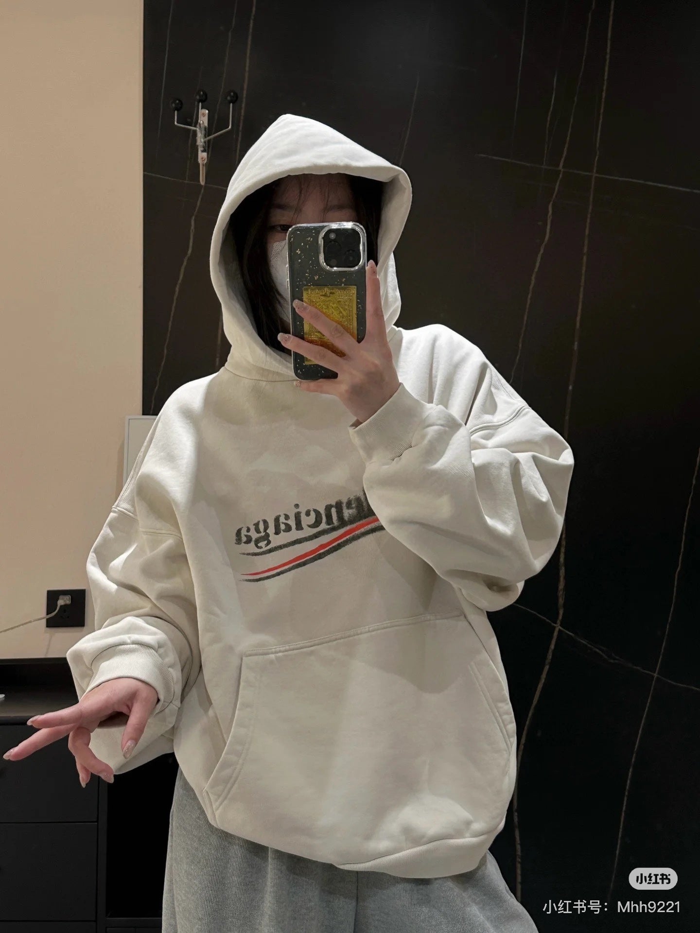 LuxluxHouse Best Quality Clothes Balenciaga Hoodie & Sweater