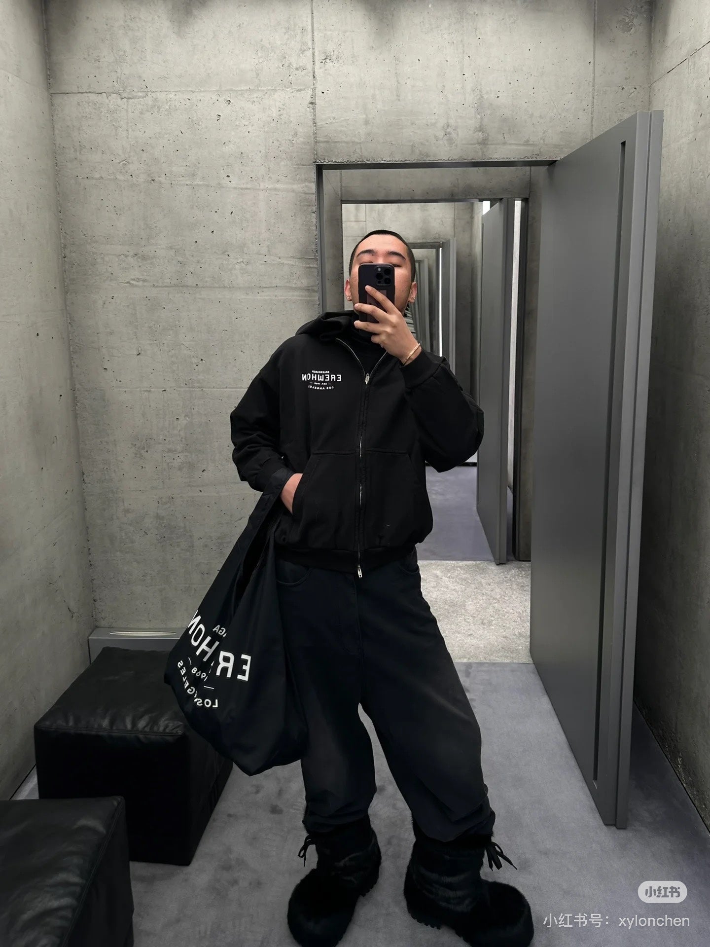 LuxluxHouse Best Quality Clothes Balenciaga Hoodie & Sweater
